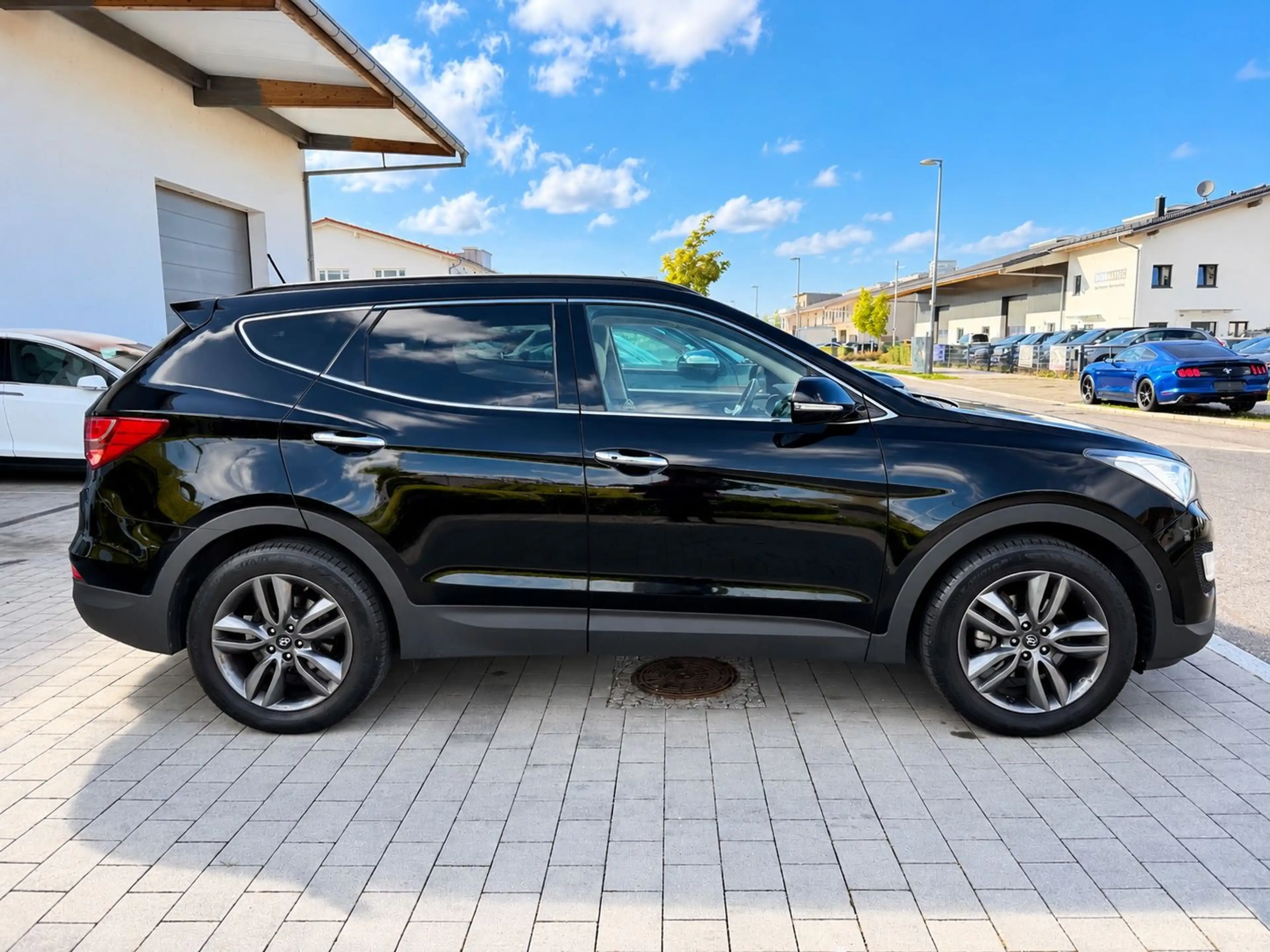 Hyundai SANTA FE Premium 4WD LEDER XEN NAVI KAMERA — photo 4