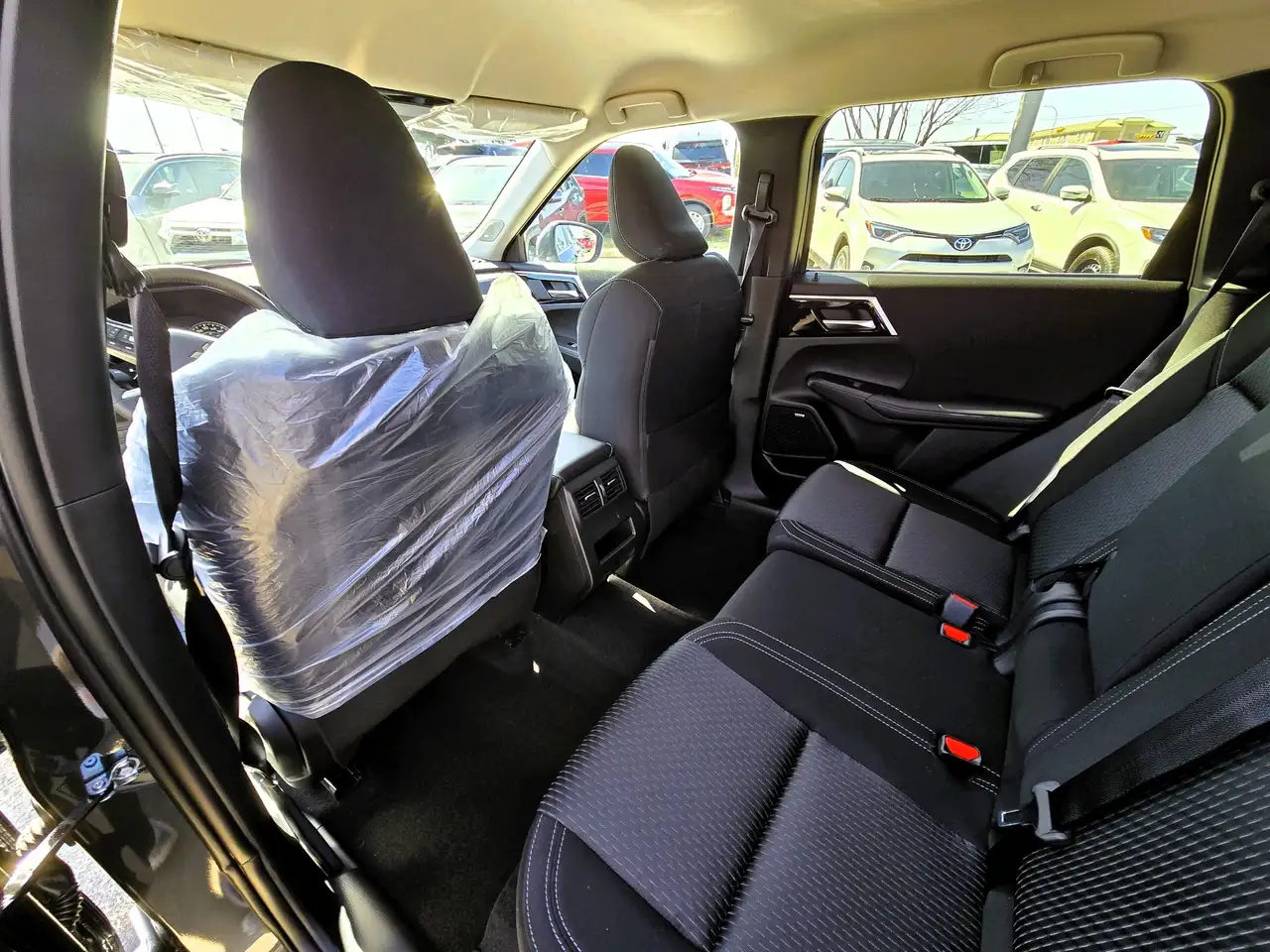 Mitsubishi Outlander снимка Mitsubishi Outlander