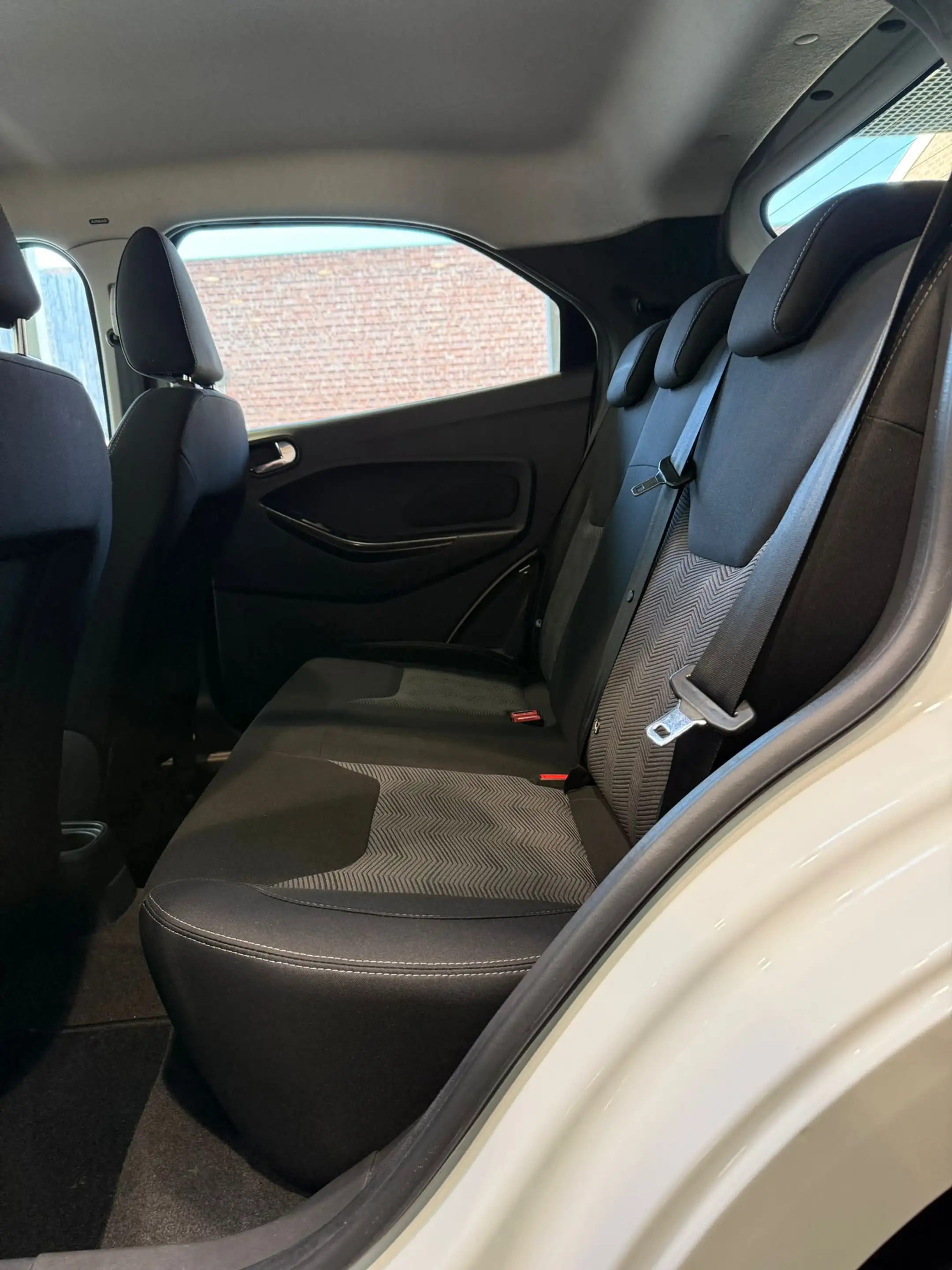 Ford Ka/Ka+ 1.2i Black Edition * Clim * Écran * Jante — photo 13