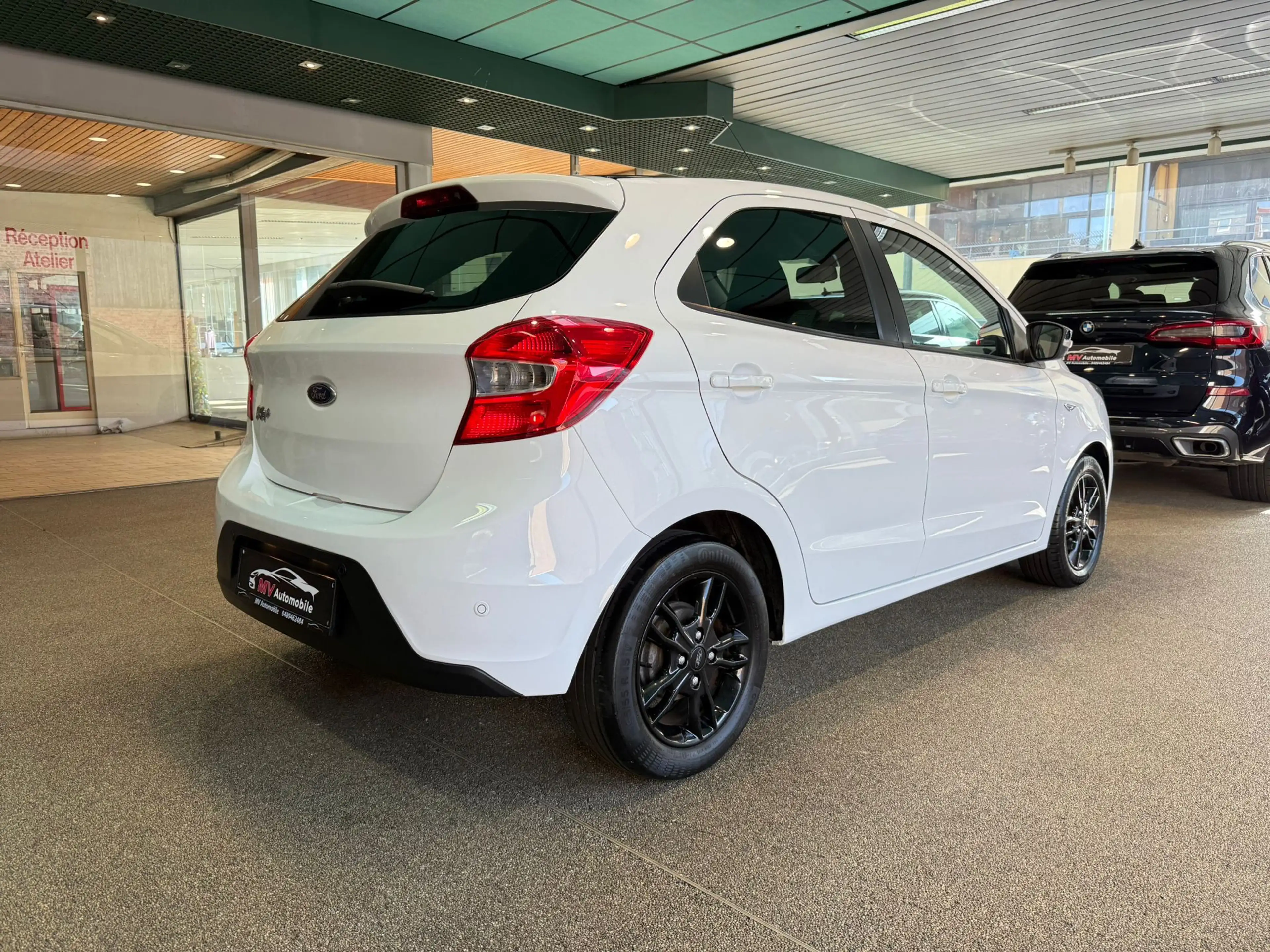 Ford Ka/Ka+ 1.2i Black Edition * Clim * Écran * Jante — photo 6