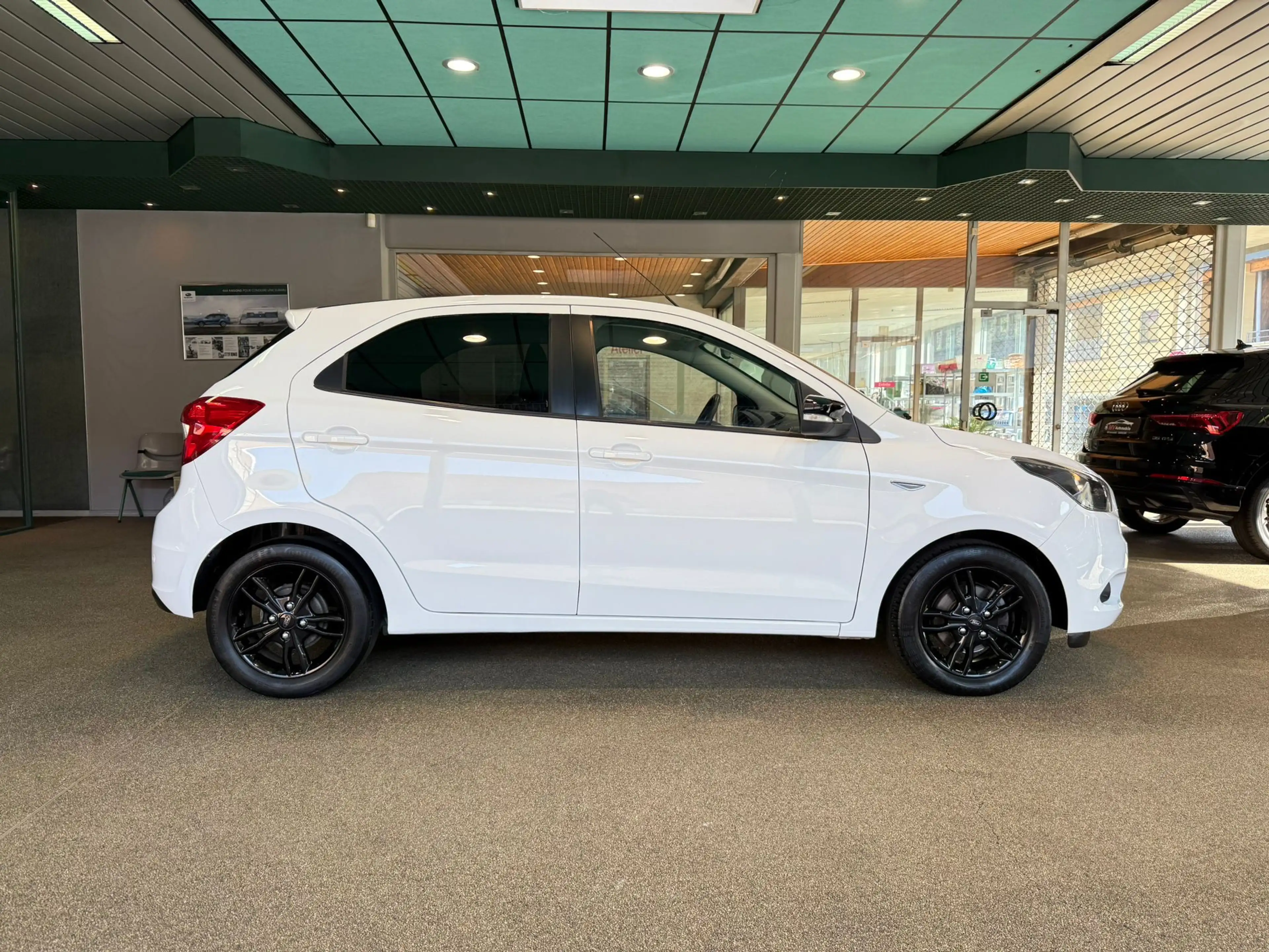 Ford Ka/Ka+ 1.2i Black Edition * Clim * Écran * Jante — photo 7