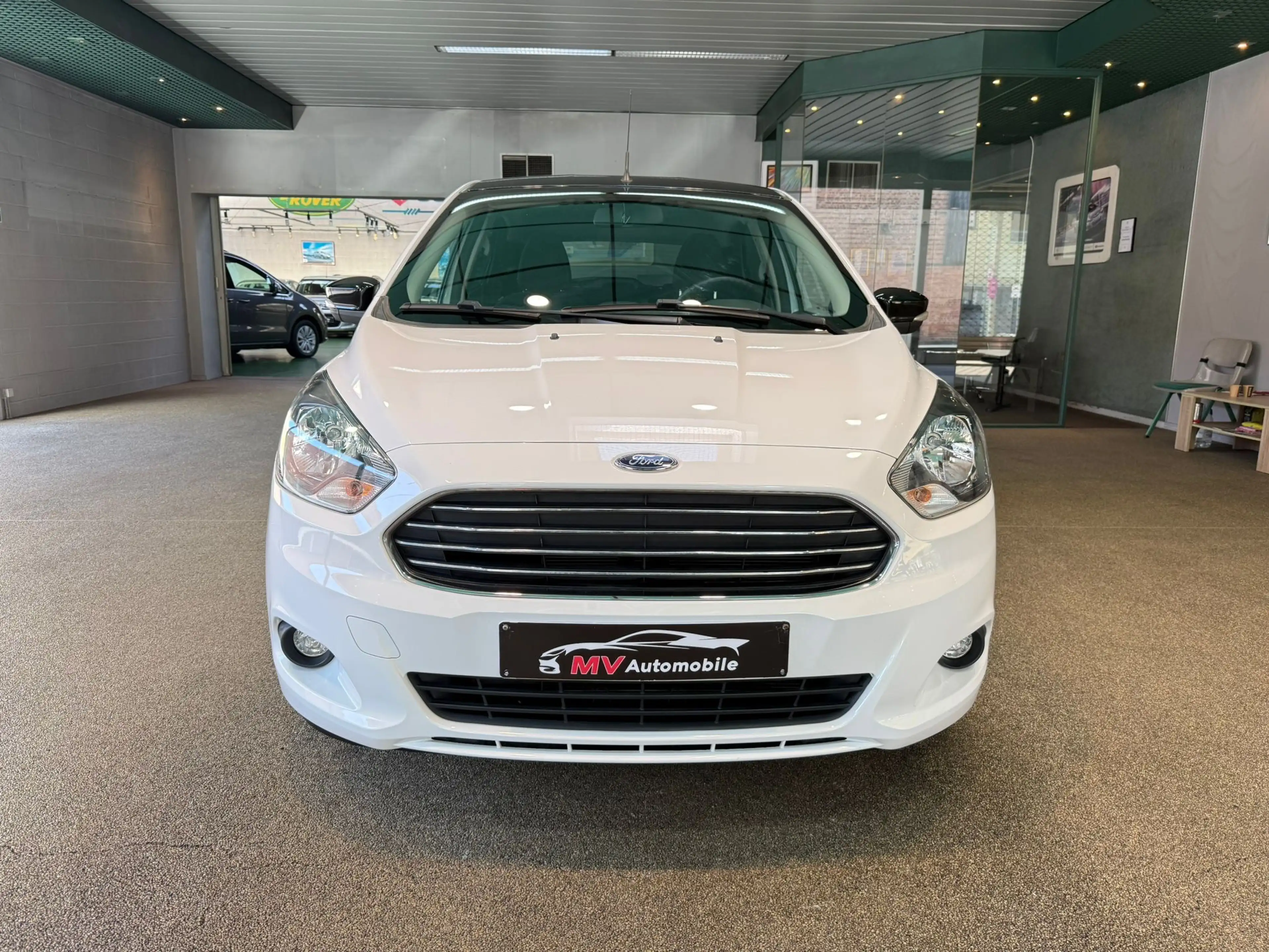 Ford Ka/Ka+ 1.2i Black Edition * Clim * Écran * Jante — photo 2