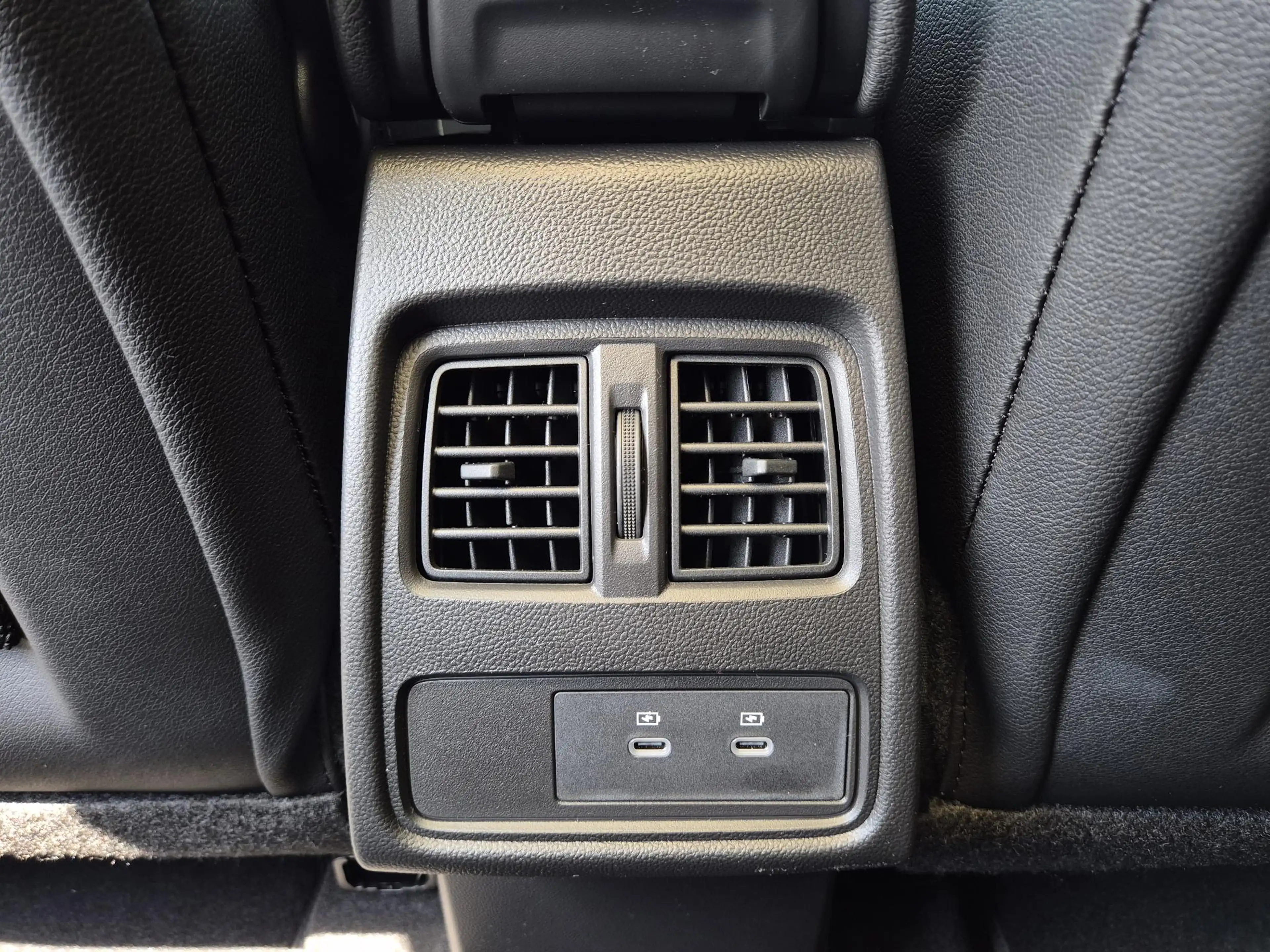 Mitsubishi Grandis 1.8 HEV Instyle | Panoramadak | Harmon/Kardon | De — photo 31