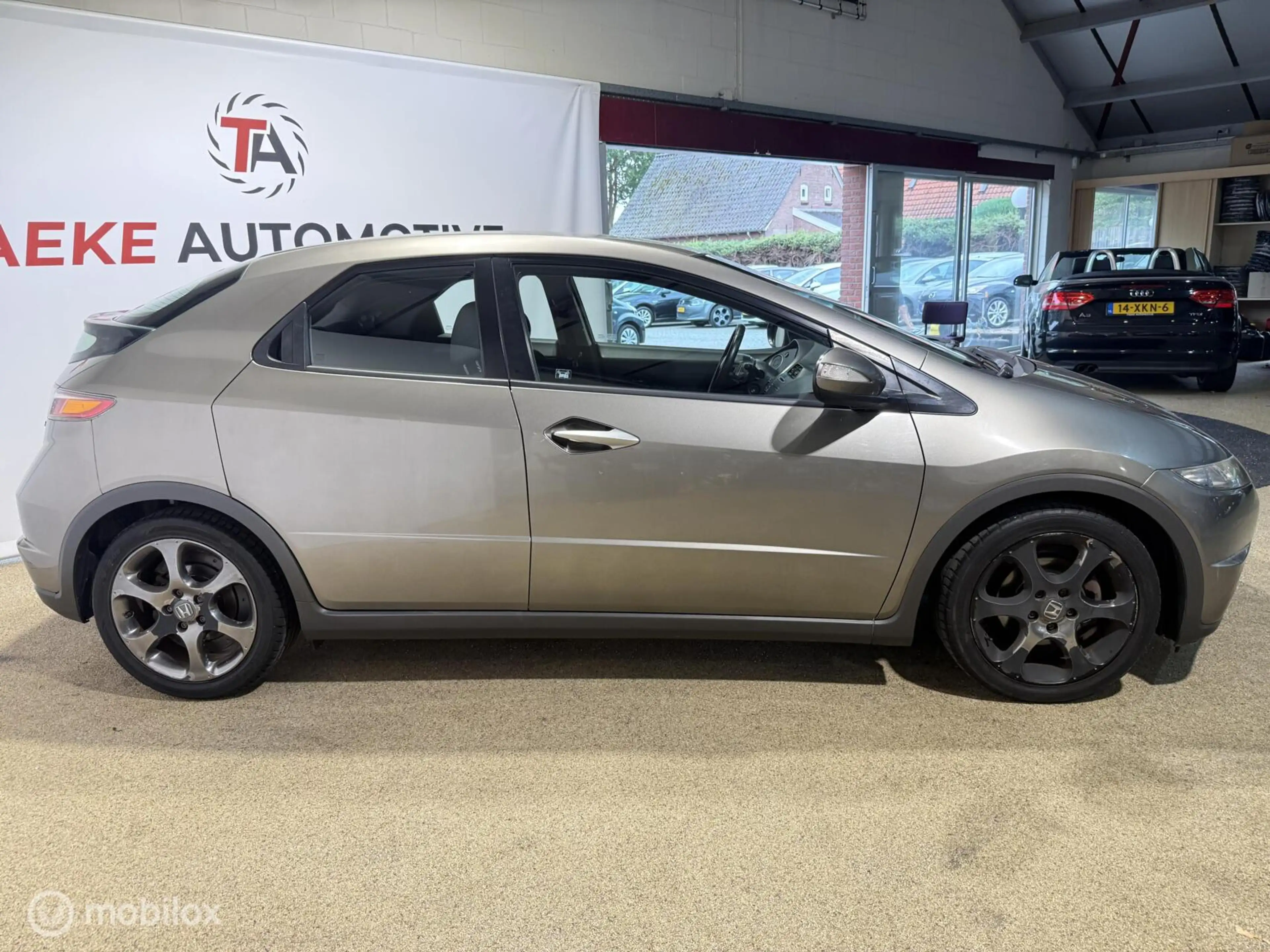 Honda Civic 1.8 Sport AUT/AIRCO/CRUIS/PSENSOR/APK/NAP/1EIG — photo 15