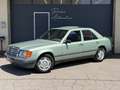 Mercedes-Benz 300 D W124 R6 Sauger Automatik AHK* TÜV NEU* Grün - thumbnail 2