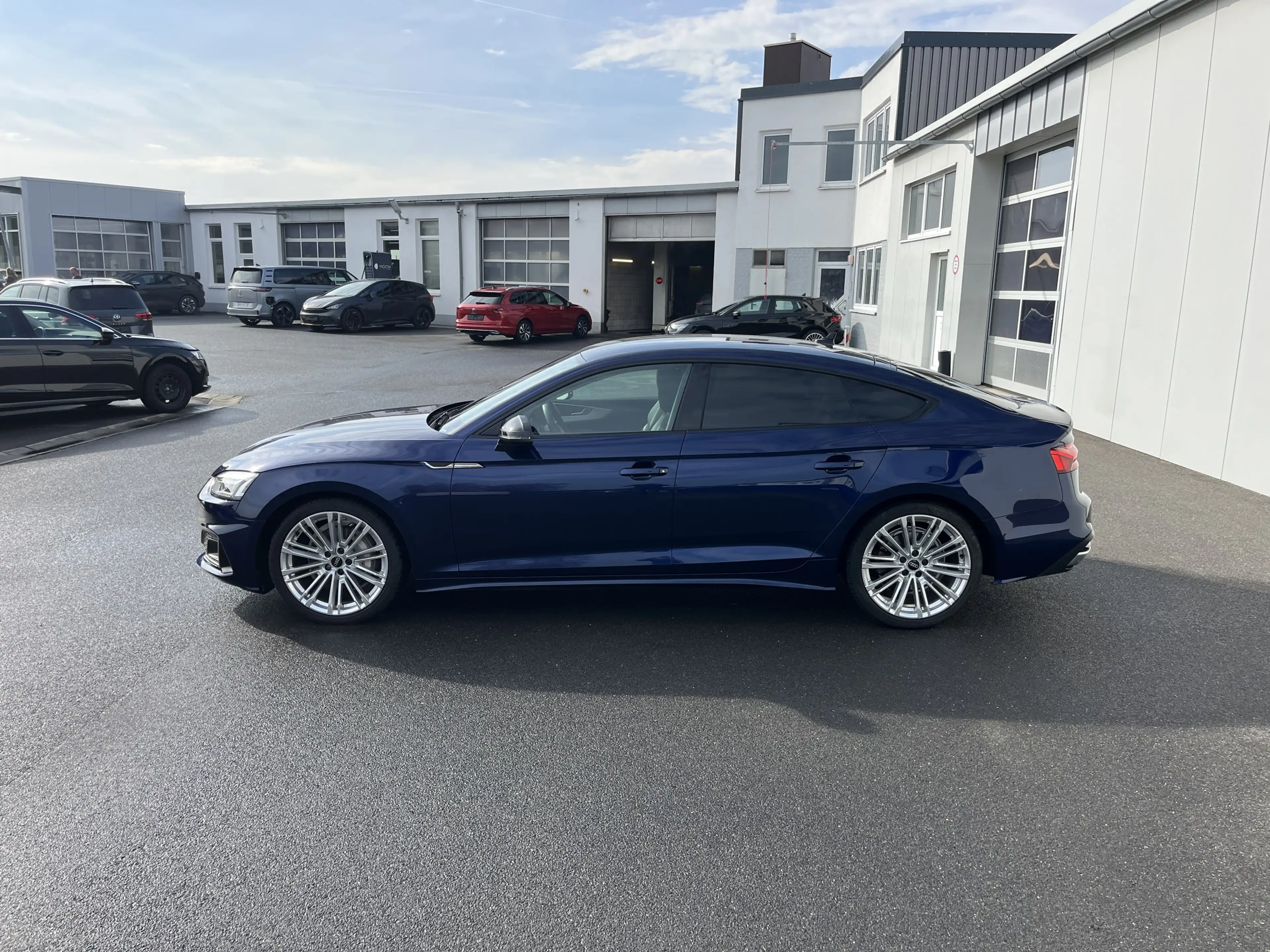 Audi A5 Sportback 40 2.0 TFSI quattro Blackline 181€ m.2 — photo 3