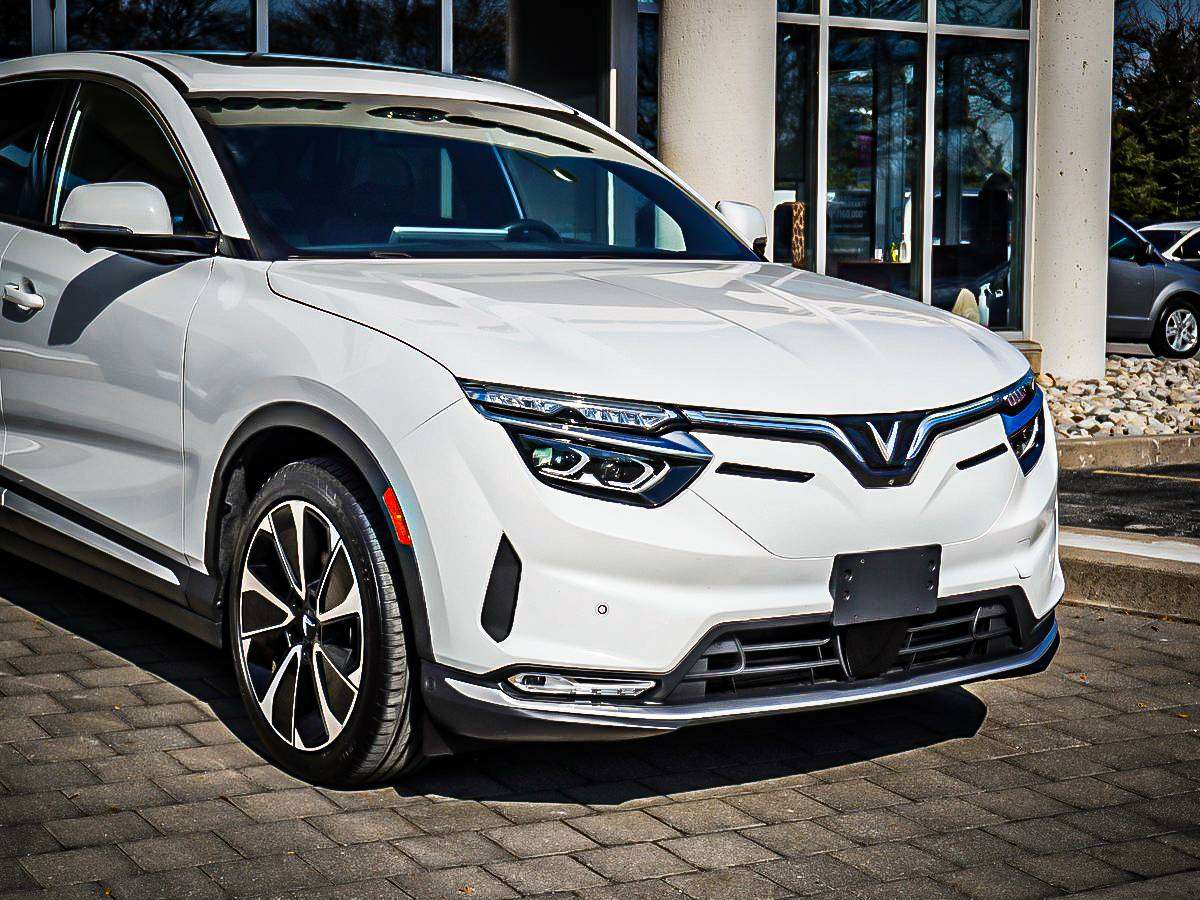 2023 VinFast VF 8
