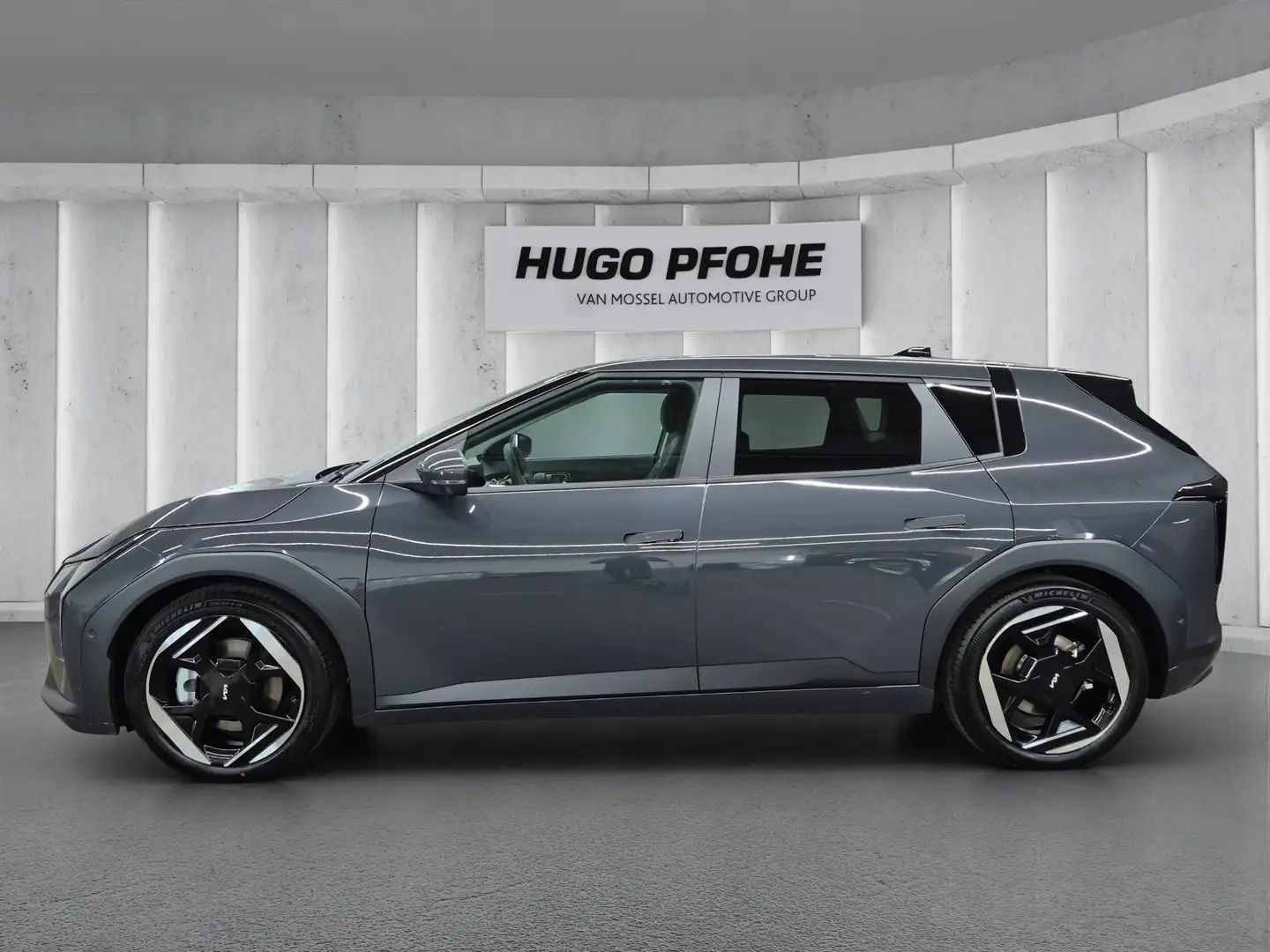 Kia EV4 Hatchback Earth 81 kWh 150 kW Frontantrieb Grijs - 2