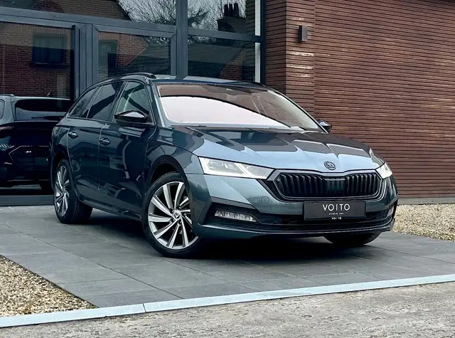 Skoda Octavia Combi 2.0TDI DSG VIRTUAL/CAM/ACC/LEDER/KEY