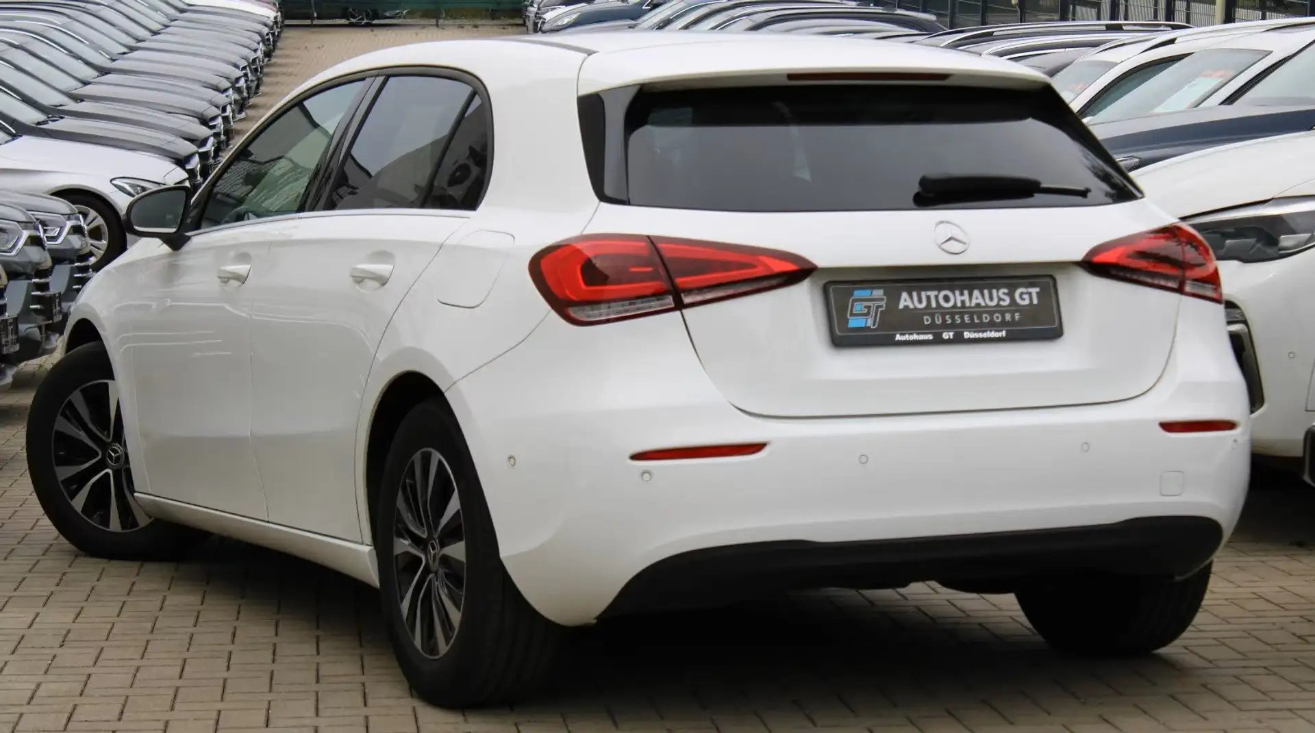 Mercedes-Benz A 180 A 180 d auto - LED-APPLECARPLAY Bianco - 2