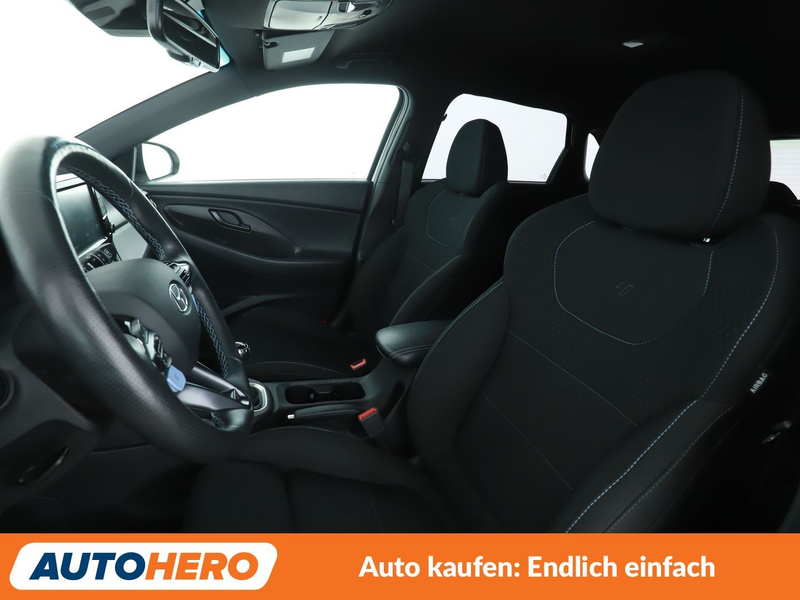 Hyundai i30 2.0 TGDI N*NAVI*TEMPO*CAM*PDC*SHZ*ALU*KLIMA* — photo 10