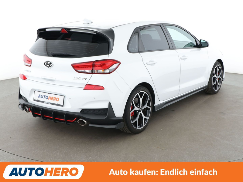 Hyundai i30 2.0 TGDI N*NAVI*TEMPO*CAM*PDC*SHZ*ALU*KLIMA* — photo 6