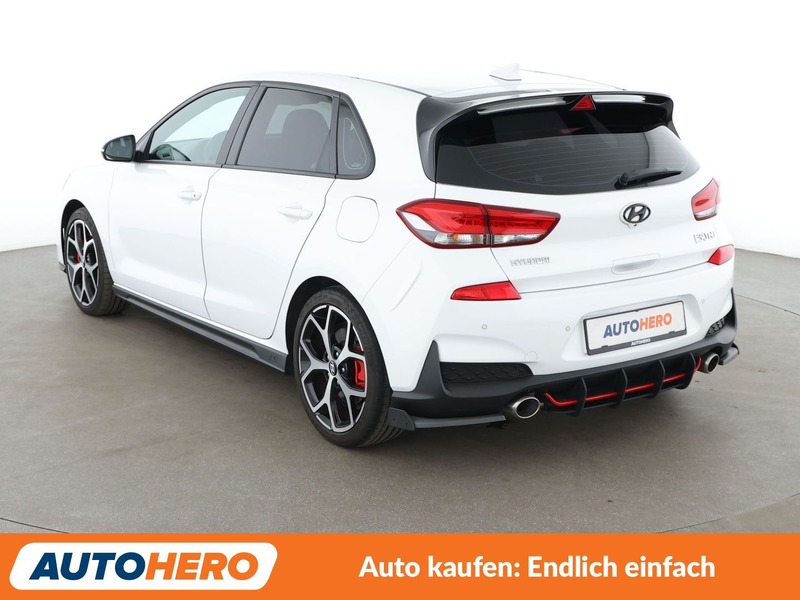 Hyundai i30 2.0 TGDI N*NAVI*TEMPO*CAM*PDC*SHZ*ALU*KLIMA* — photo 4