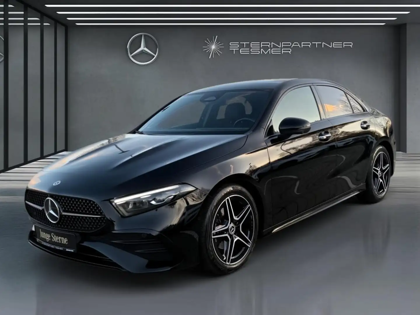 Mercedes-Benz A 180 d Lim. AMG. MBEAM. BURM. PANO. 360°KAMERA Schwarz - 1