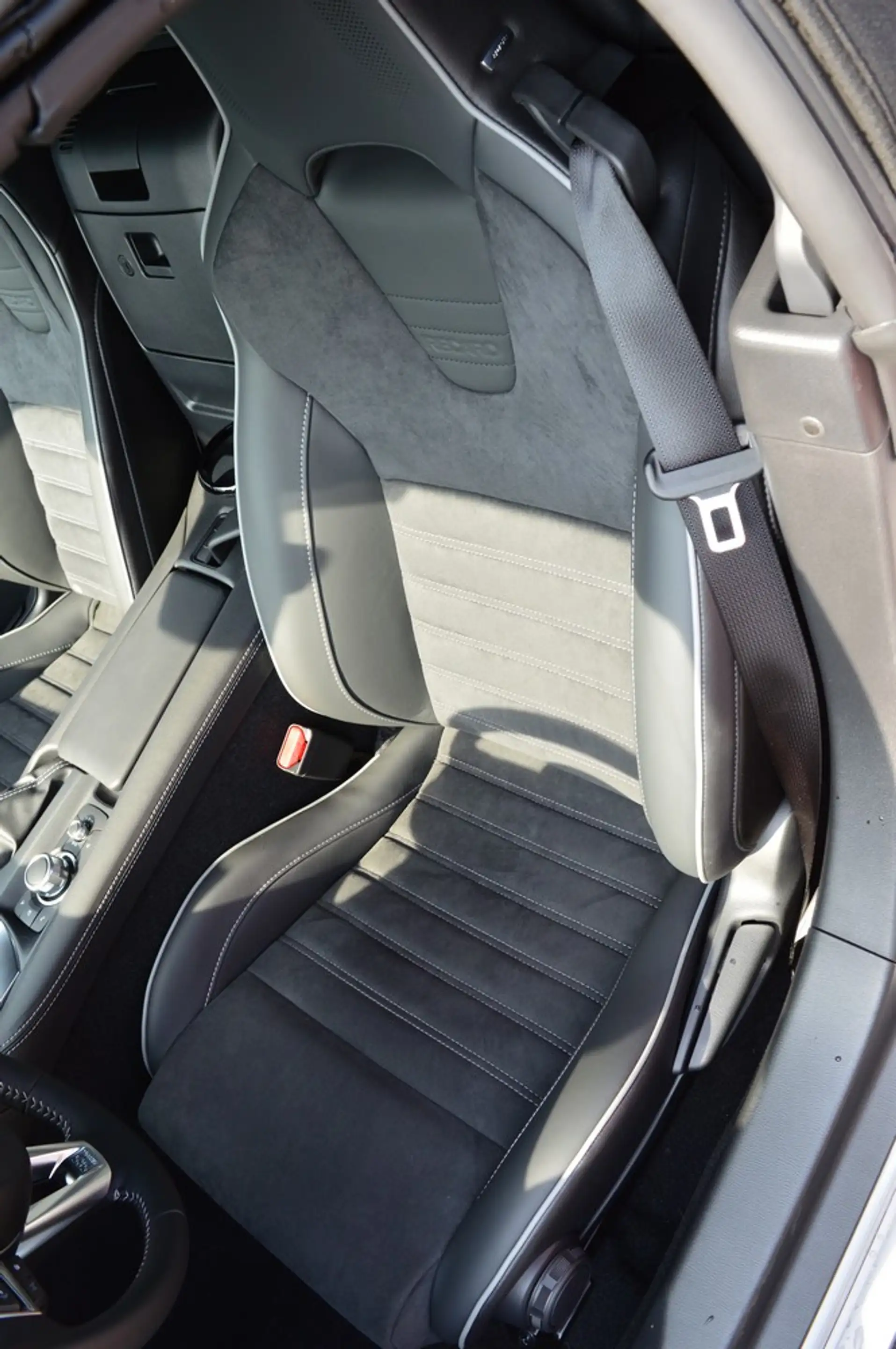 Mazda MX-5 MX-5 ST SKYACTIV-G 1.5 Homura *Voll+Recaro* — photo 13