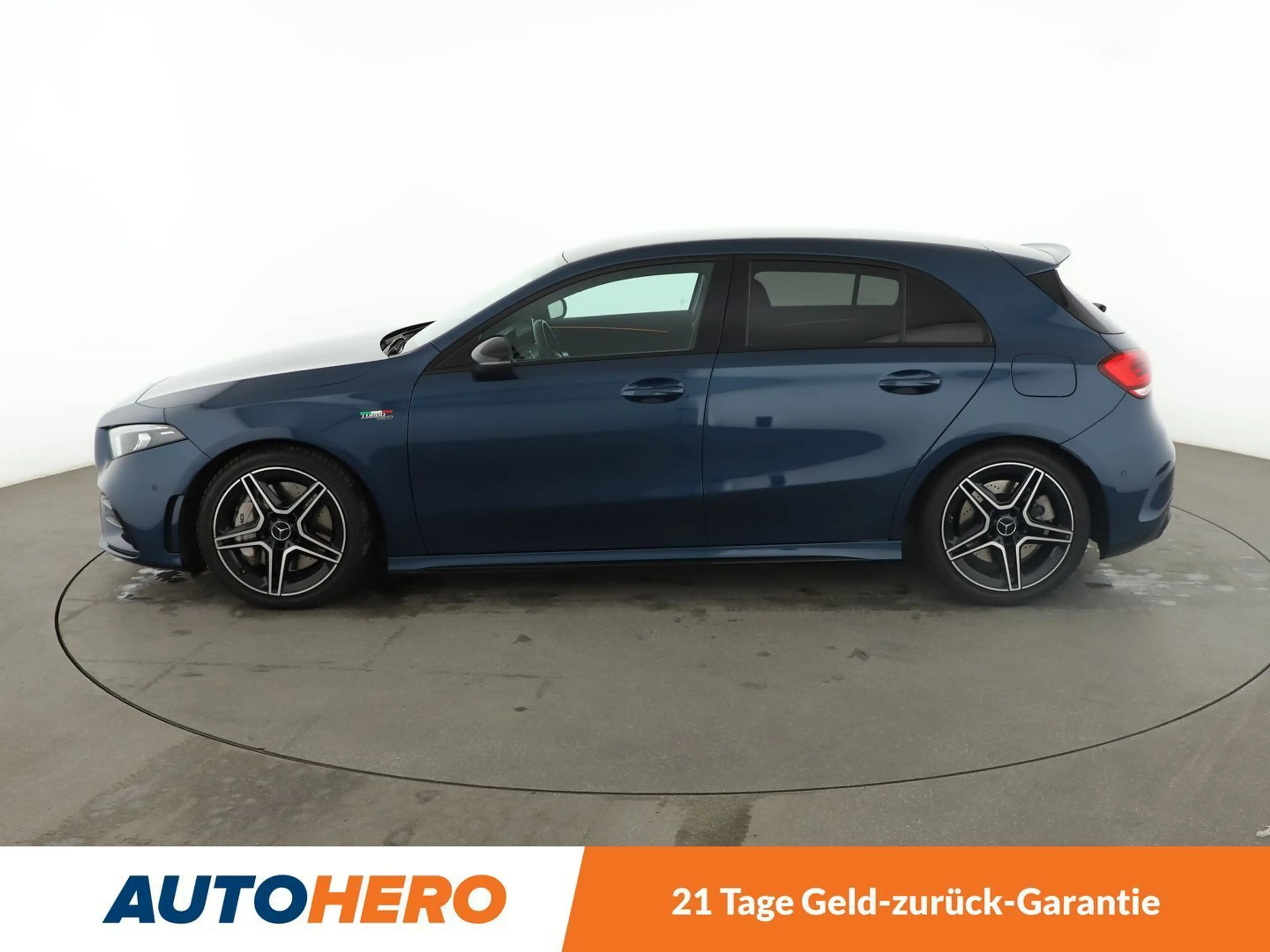 Mercedes-Benz A 35 AMG 4Matic Aut.*NAVI*CAM*PDC*SHZ*MBUX*TEMPO*LED* — photo 3