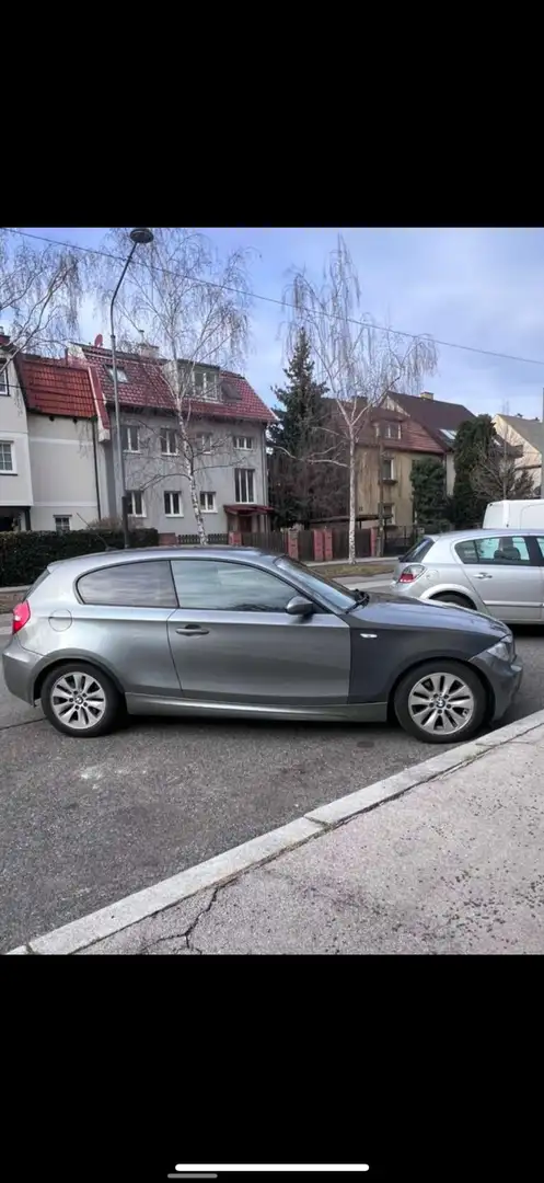 BMW 120 120d Grau - 2