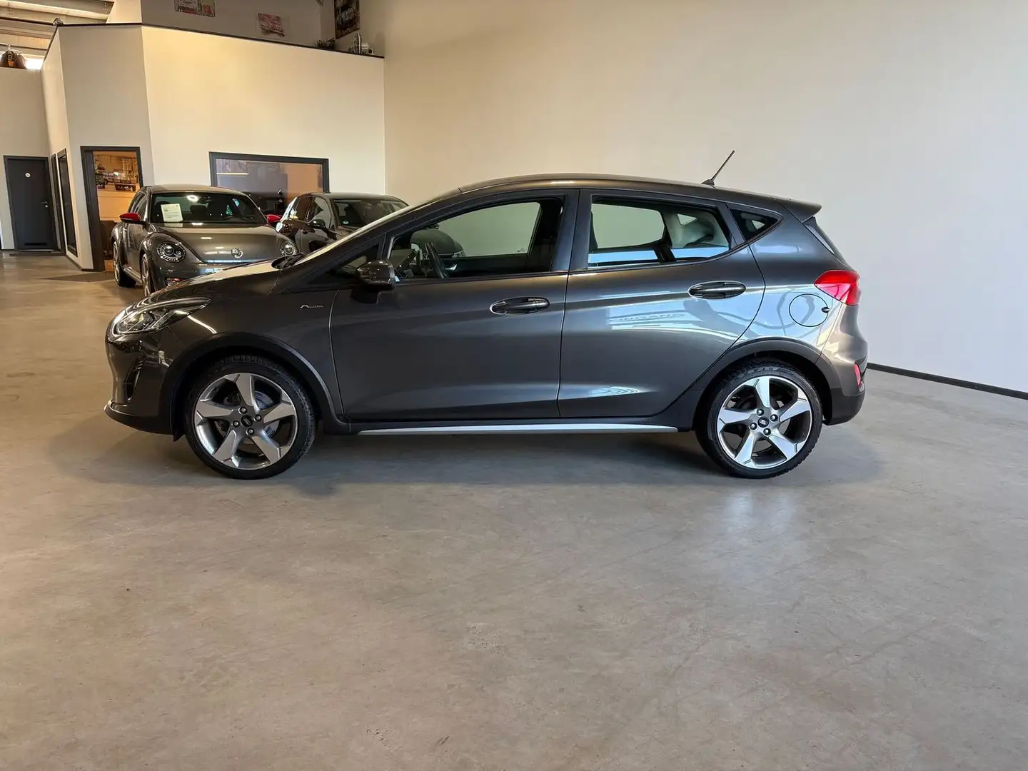 Ford Fiesta Active PDC Car Play Gris - 2