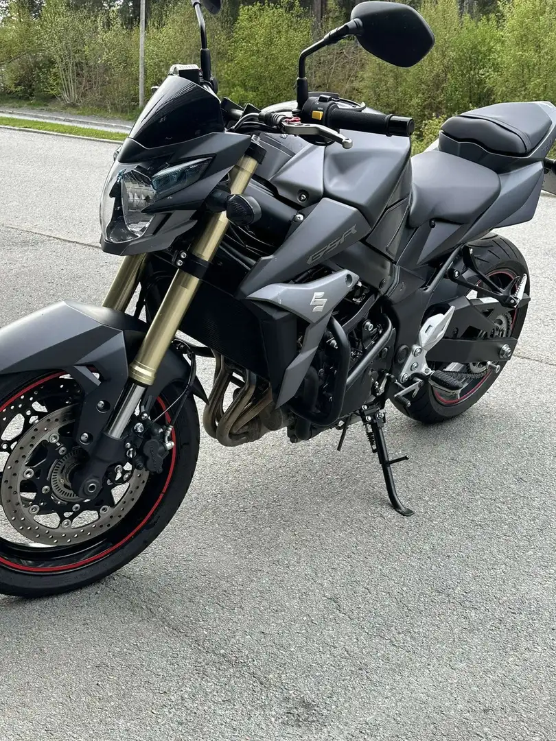 Suzuki GSR 750 Negru - 2
