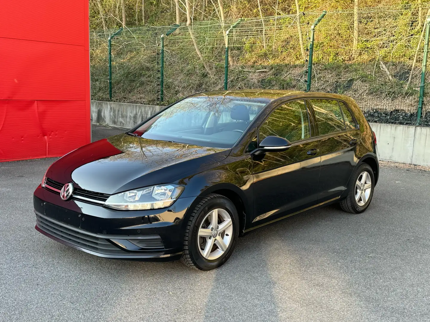 Volkswagen Golf 1.6 TDI 115 CV 5 PORTES GPS CLIM CAMÉRA JA EURO 6 Noir - 1