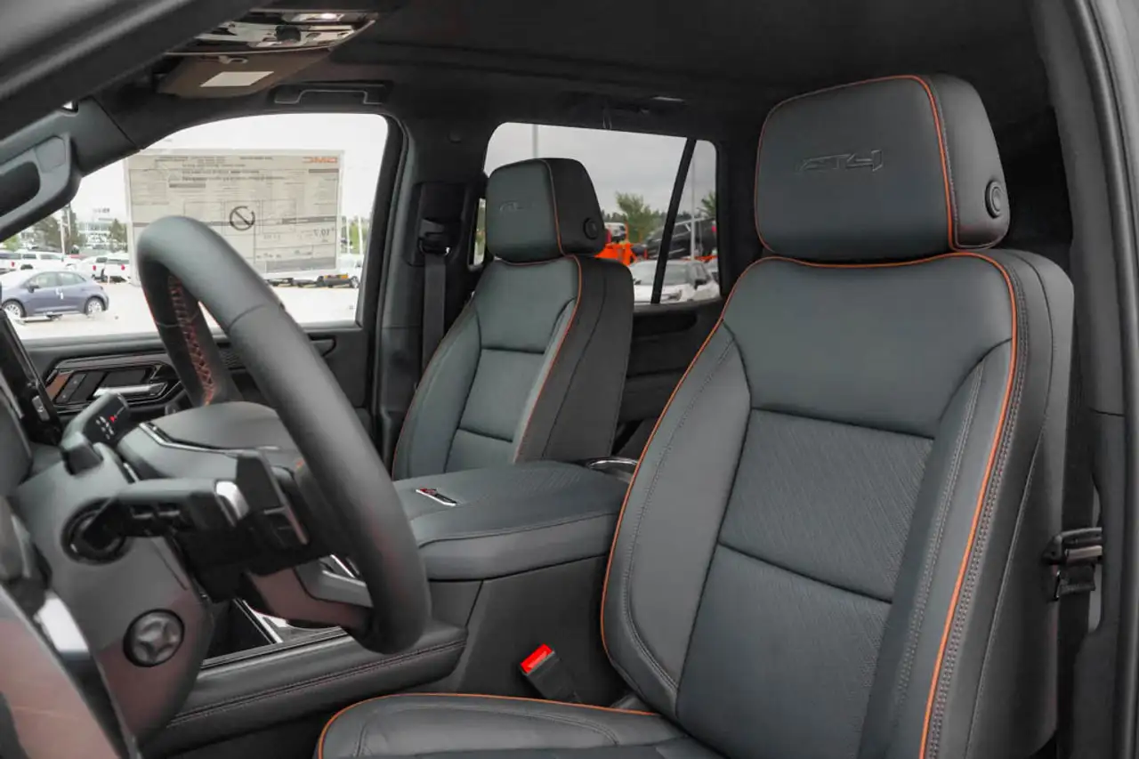GMC Yukon снимка GMC Yukon