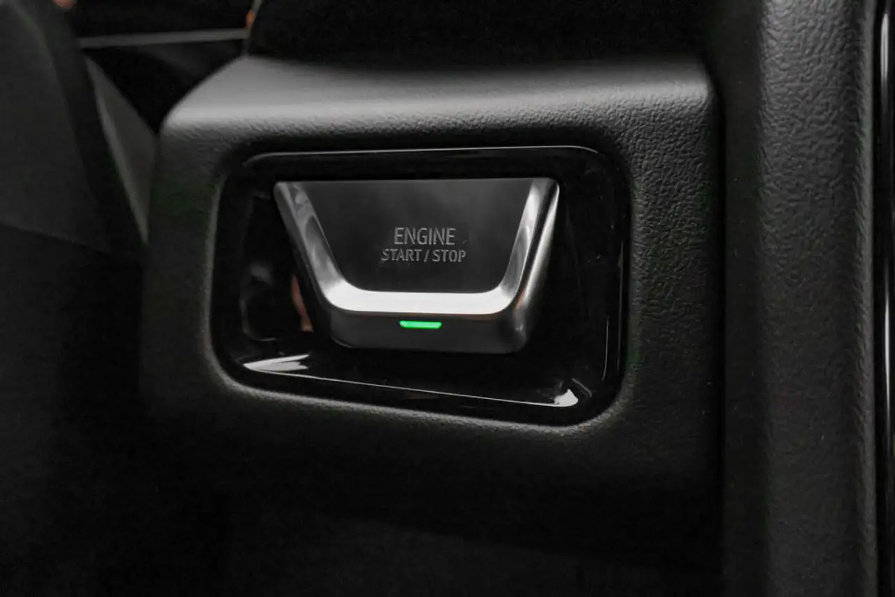 GMC Yukon снимка GMC Yukon