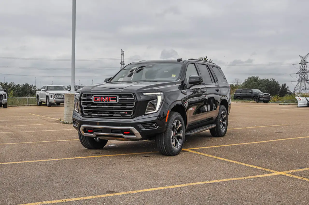 GMC Yukon снимка GMC Yukon