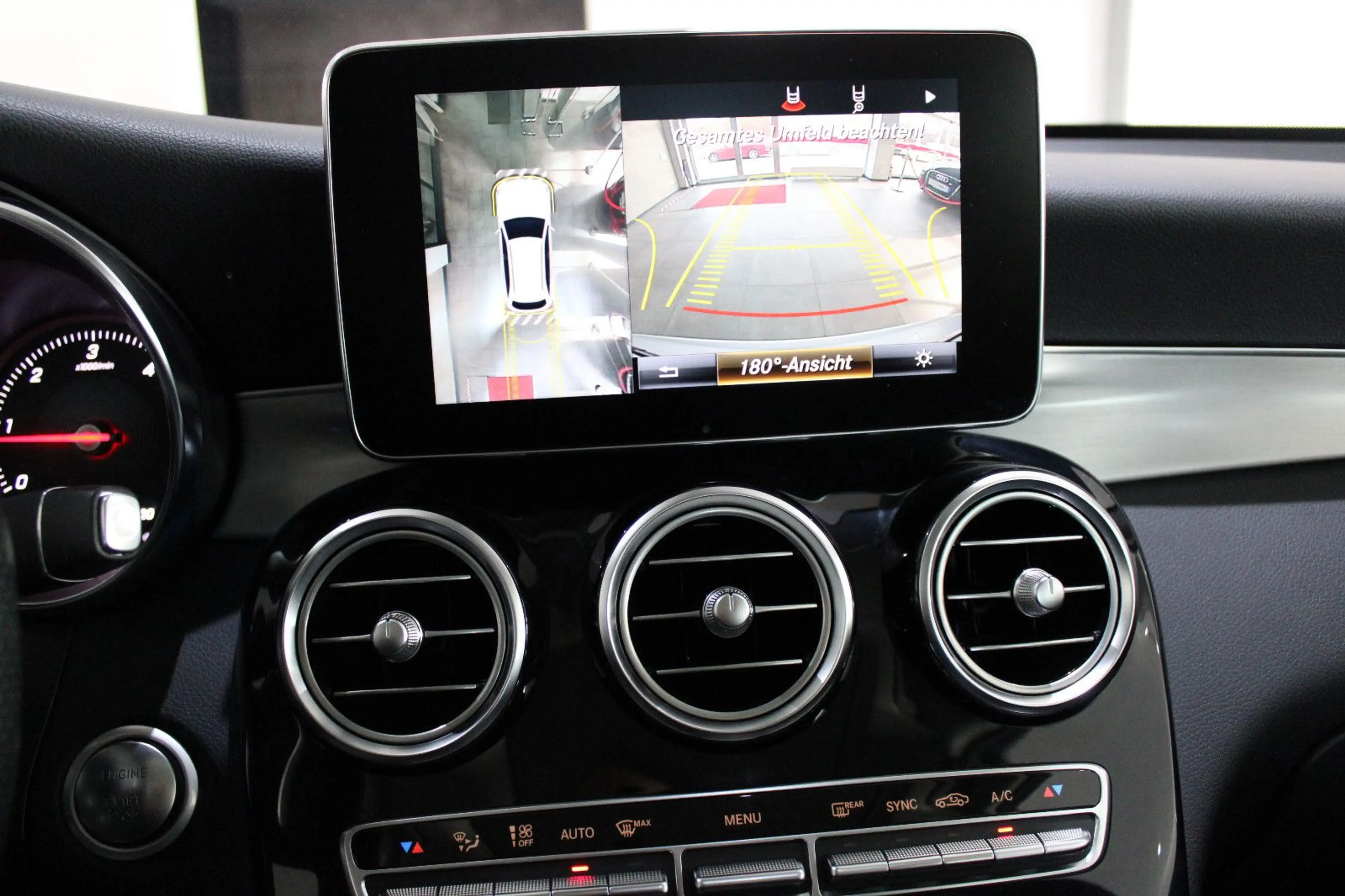 Mercedes-Benz GLC 220 d 4MATIC AMG-SPORTPAKET PANORAMA *I.HAND — photo 10