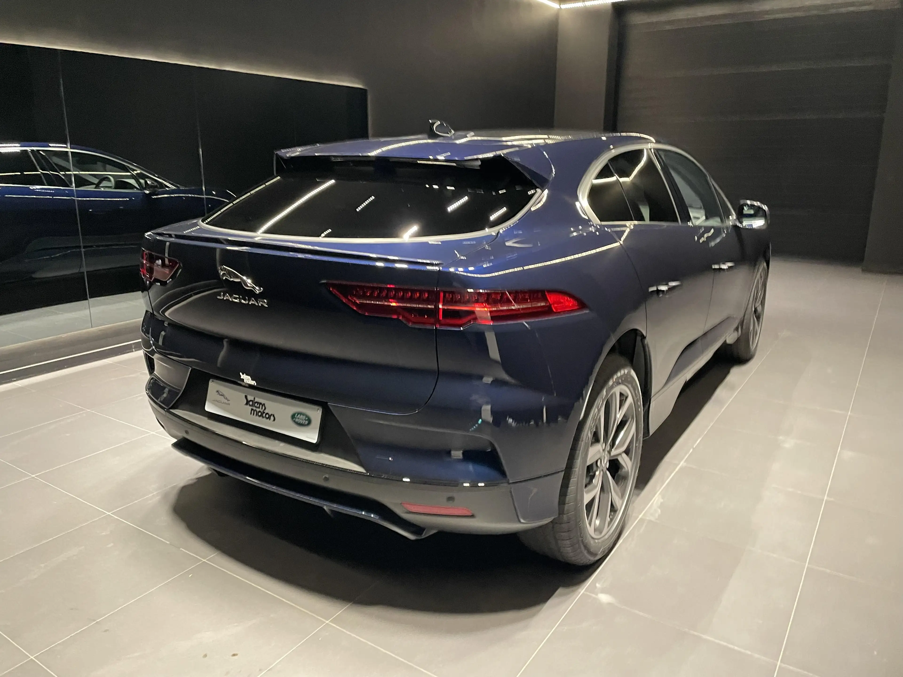 Jaguar I-Pace EV400 R-Dynamic SE AWD Auto. 2 — photo 2