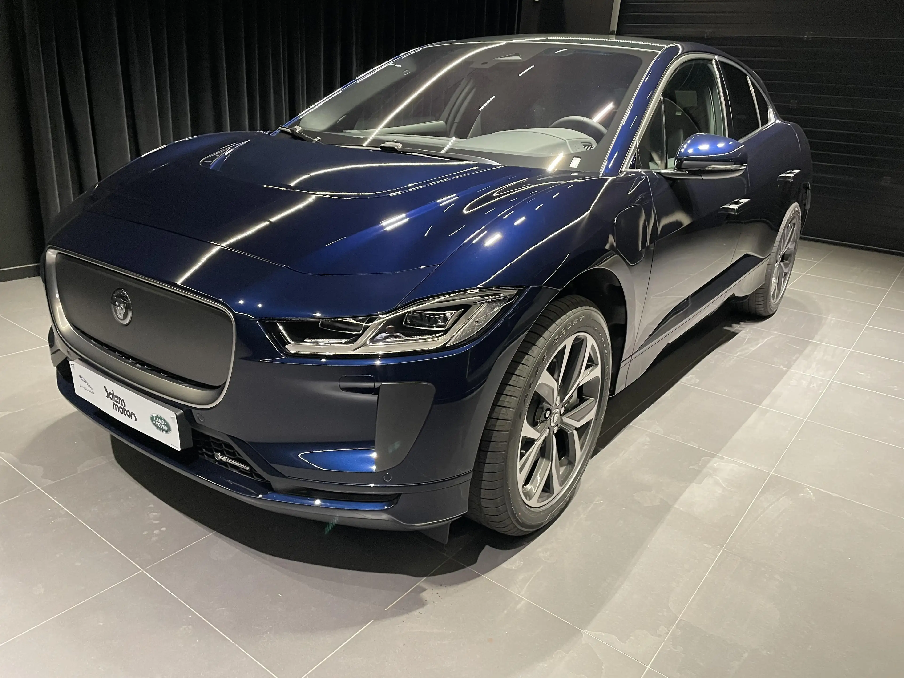 Jaguar I-Pace EV400 R-Dynamic SE AWD Auto. 2