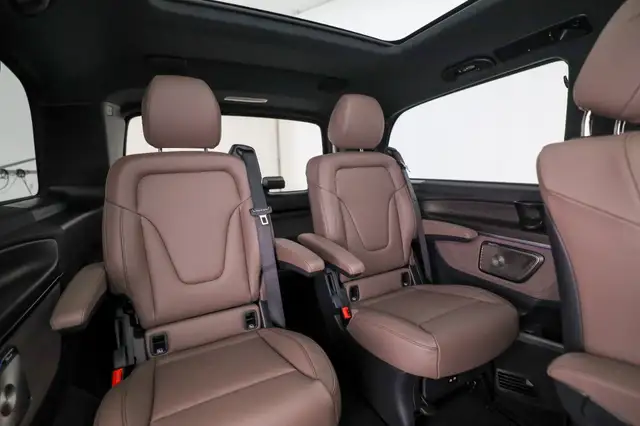 Mercedes-Benz V 300 d 4MATIC EXCLUSIVE Lang AHK 2,5t 6 Sitze Ansicht 18