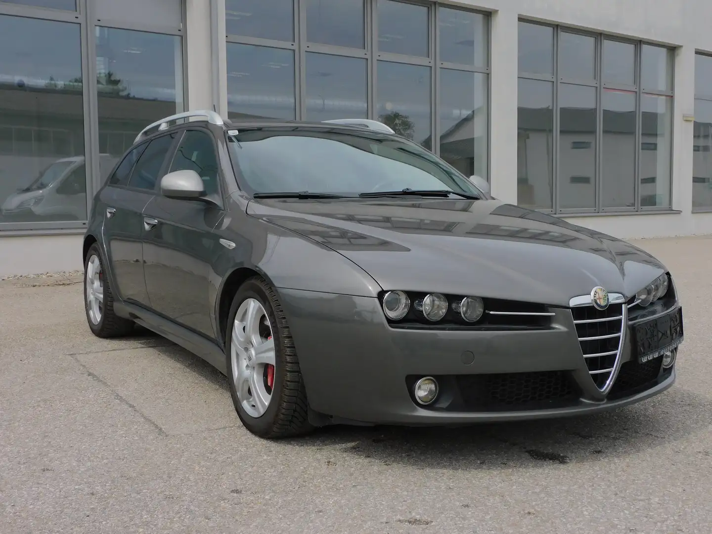 Alfa Romeo Sportwagon 2.0 JTDM 16V 159 (140) Grey - 1