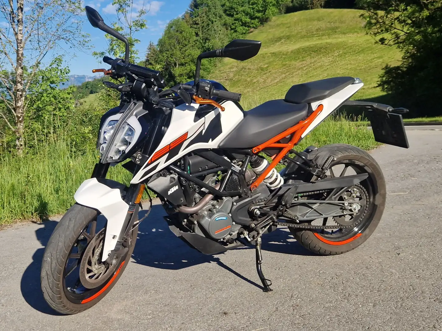 KTM 125 Duke Weiß - 1