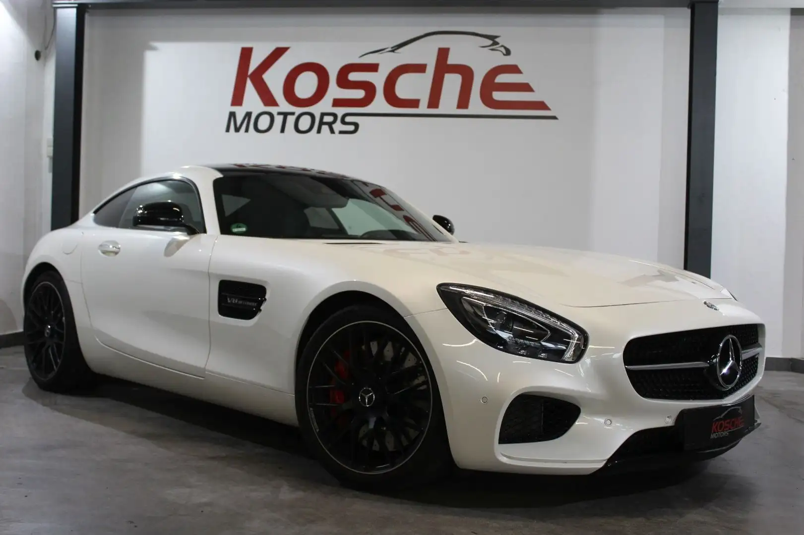 Mercedes-Benz AMG GT Coupe Black Diamond Paket Burmester Weiß - 1