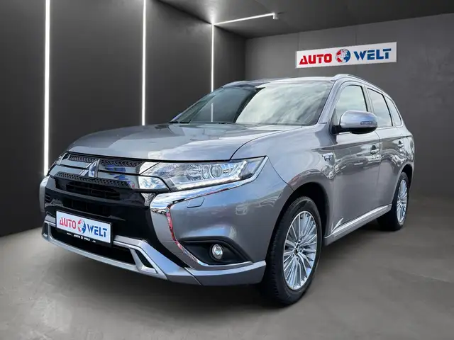 Mitsubishi Outlander 2.4Hybrid PHEV Diamant 4WD Kamera AHK