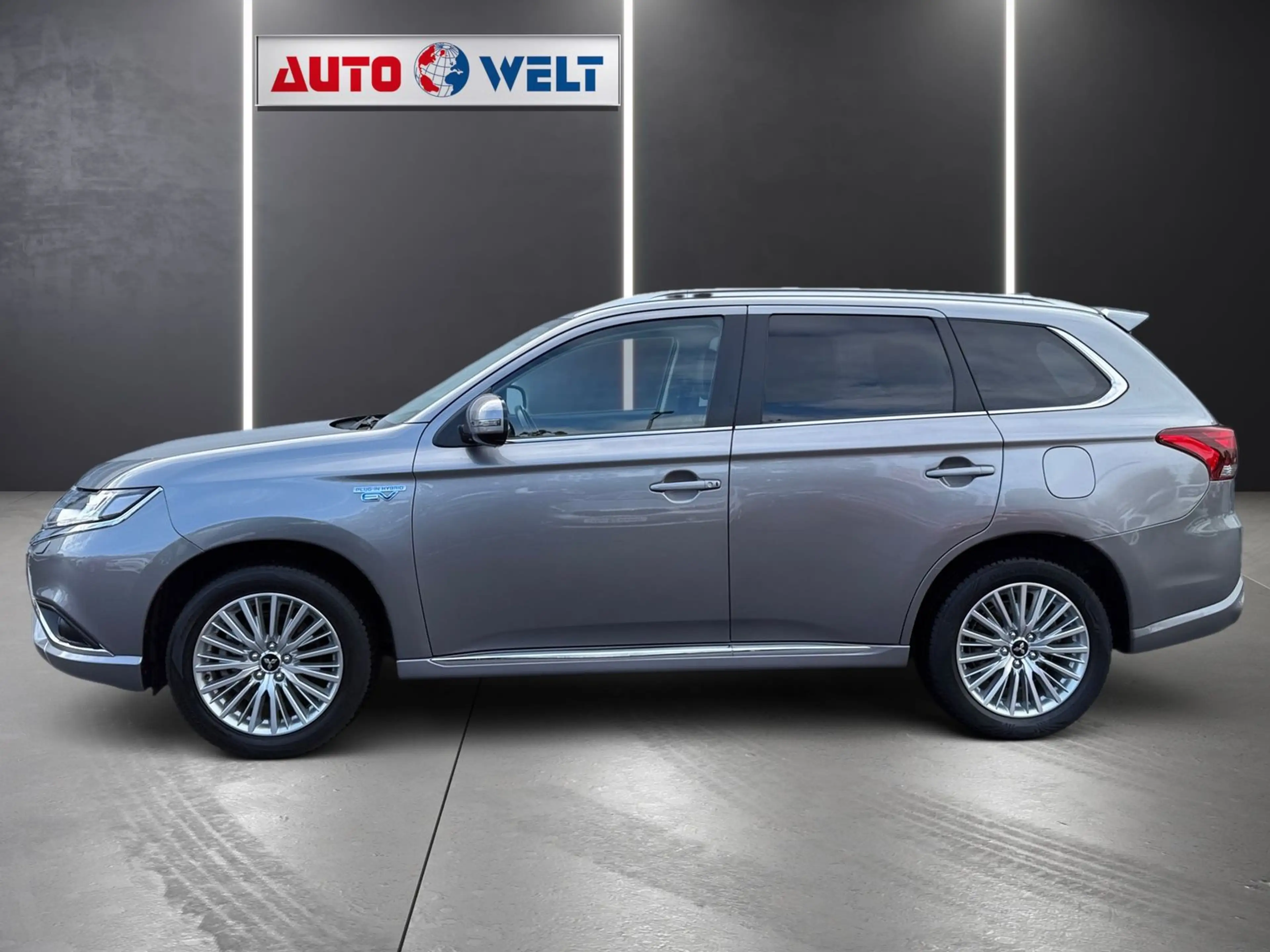Mitsubishi Outlander 2.4Hybrid PHEV Diamant 4WD Kamera AHK — photo 6