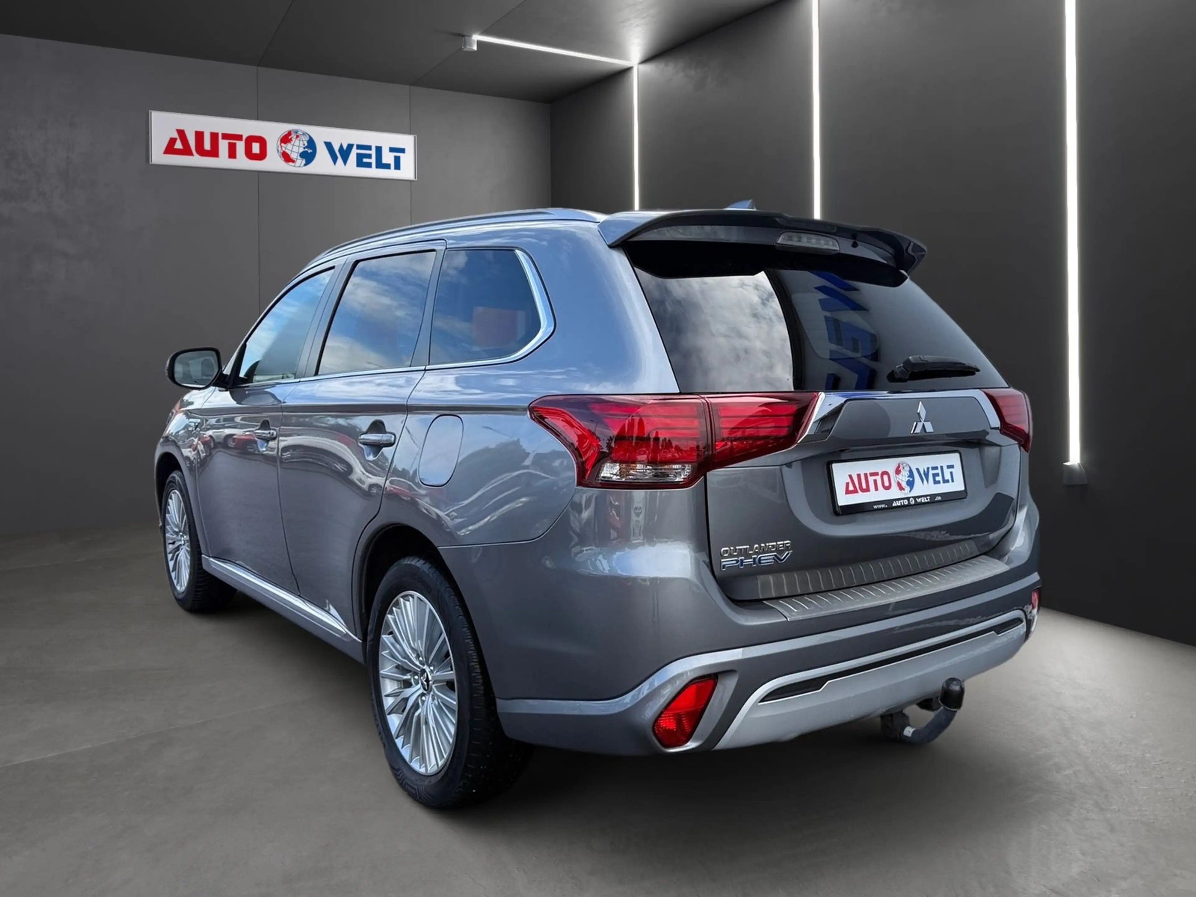 Mitsubishi Outlander 2.4Hybrid PHEV Diamant 4WD Kamera AHK — photo 5