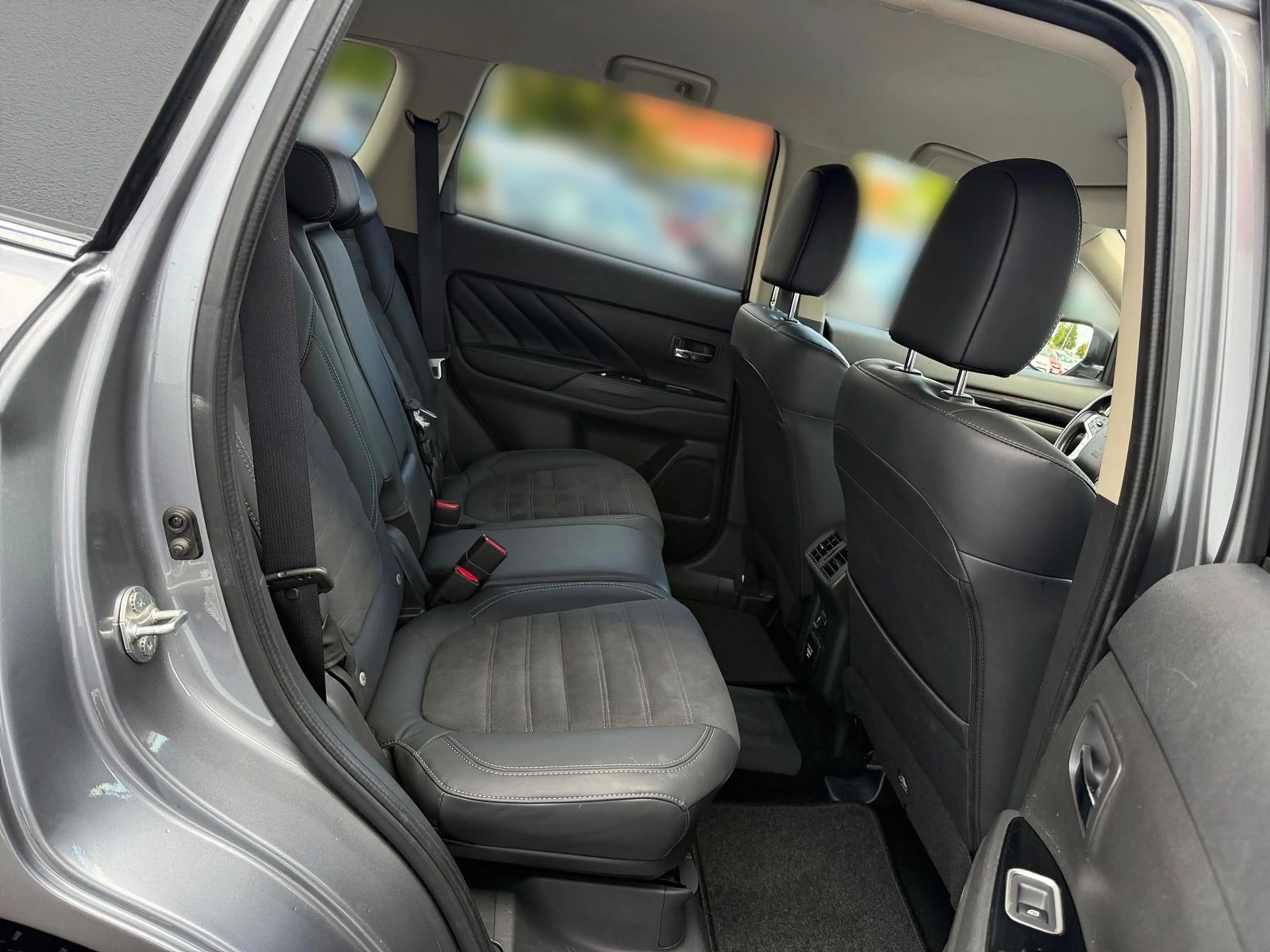 Mitsubishi Outlander 2.4Hybrid PHEV Diamant 4WD Kamera AHK — photo 13