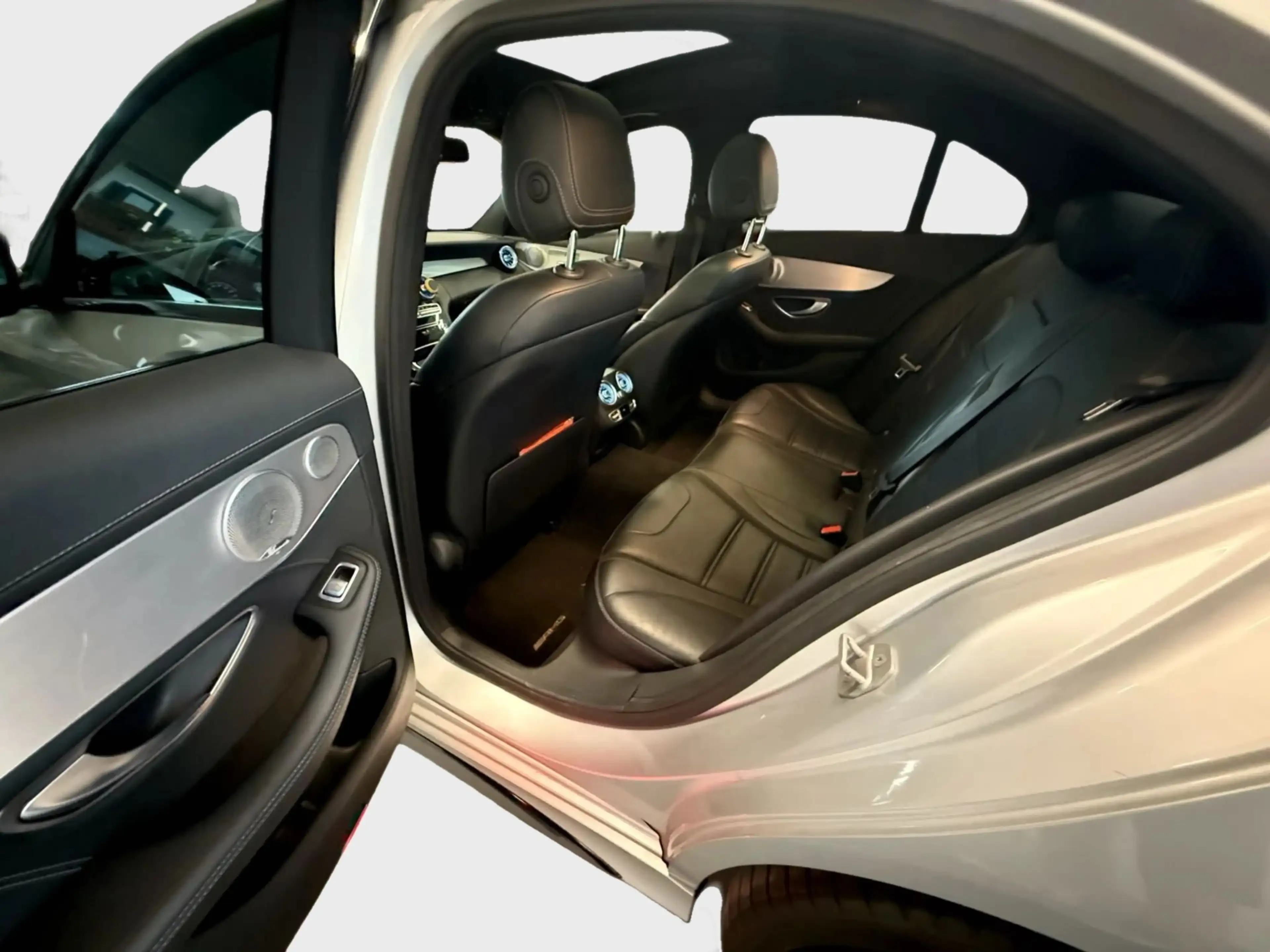 Mercedes-Benz C 63 AMG C 63 AMG — photo 14