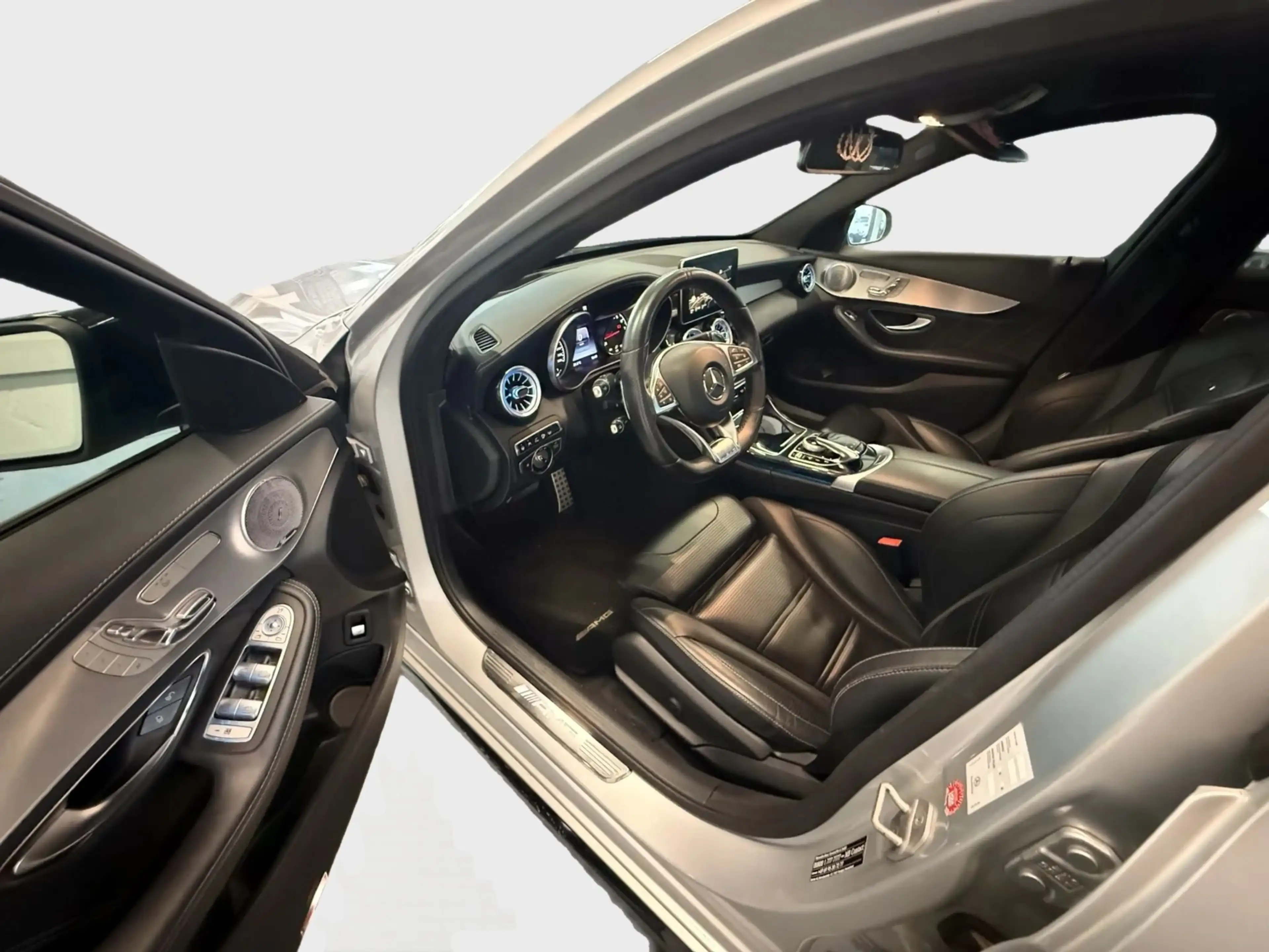 Mercedes-Benz C 63 AMG C 63 AMG — photo 9