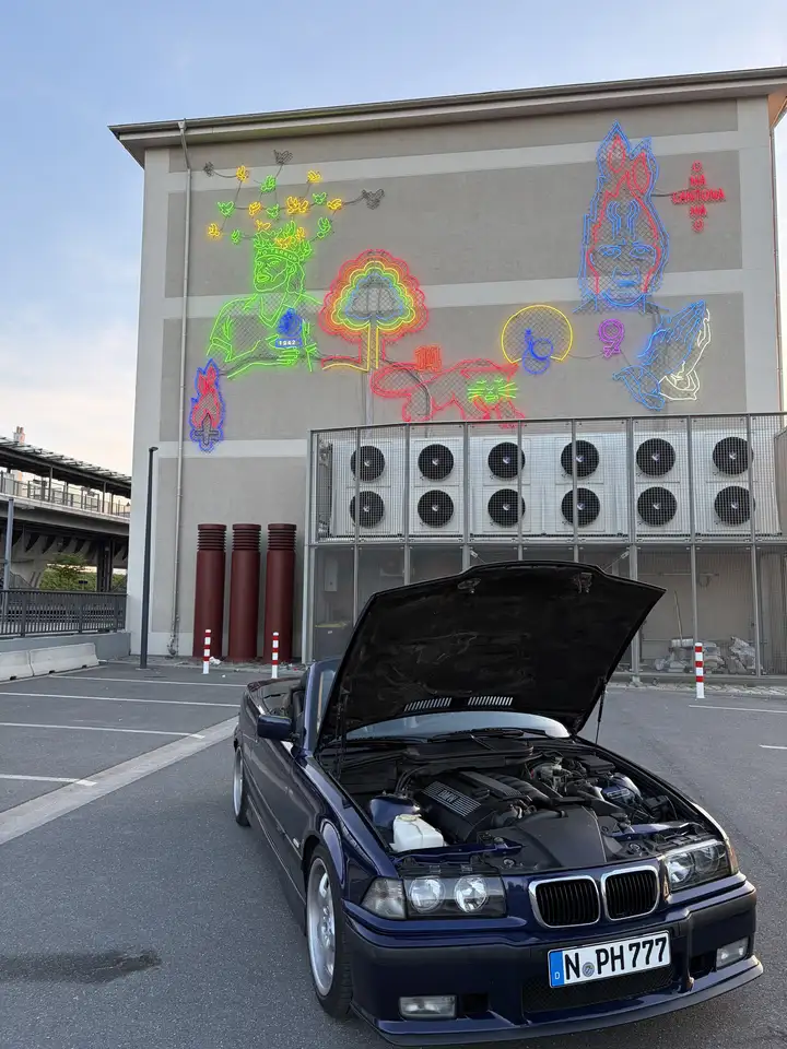 BMW 320i, foto 4