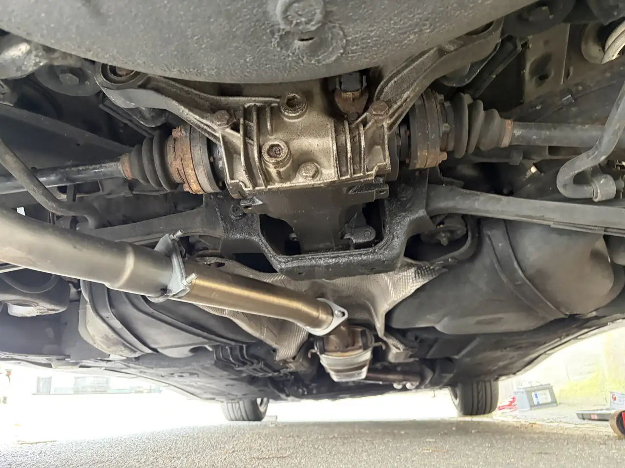 BMW 320i, foto 6