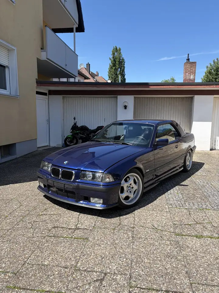 BMW 320i, foto 1