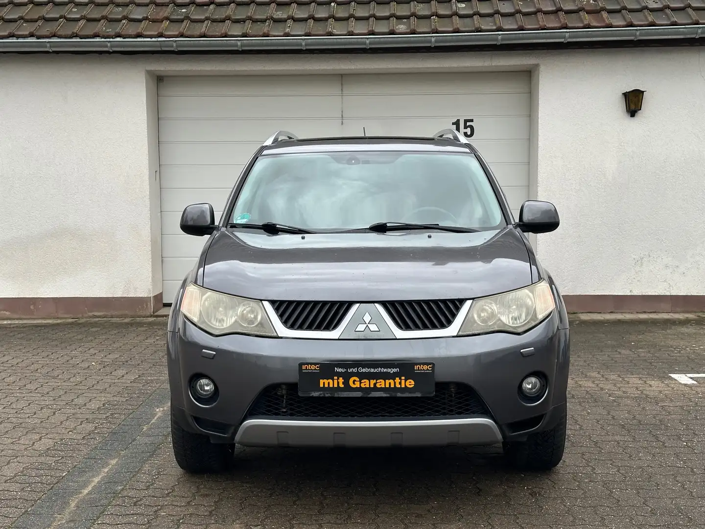 Mitsubishi Outlander Outlander 2.4 4WD CVT Intense Gris - 1