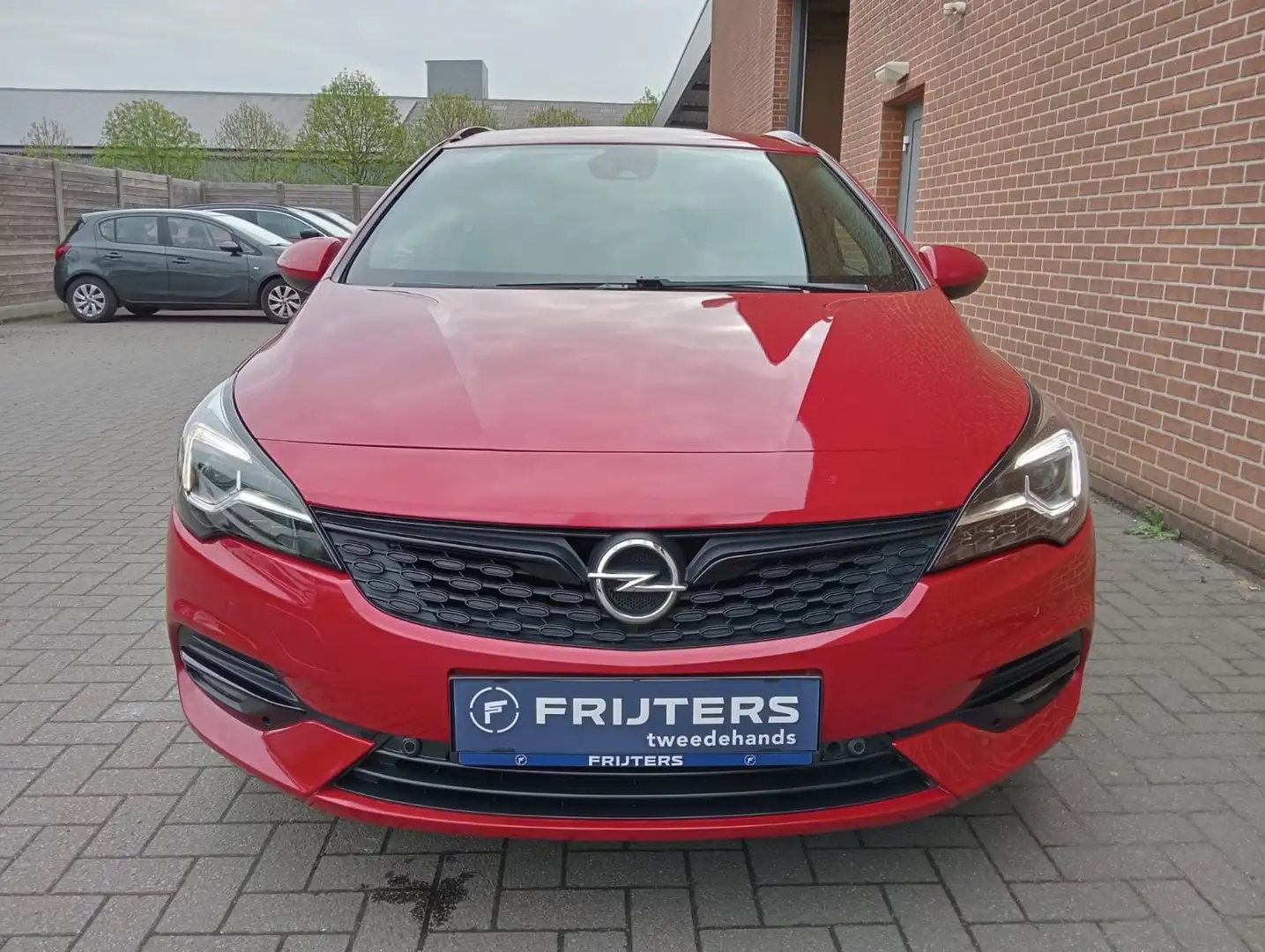 Opel Astra Ultimate 1.2 Turbo Start/Stop MT6 130PK - 2