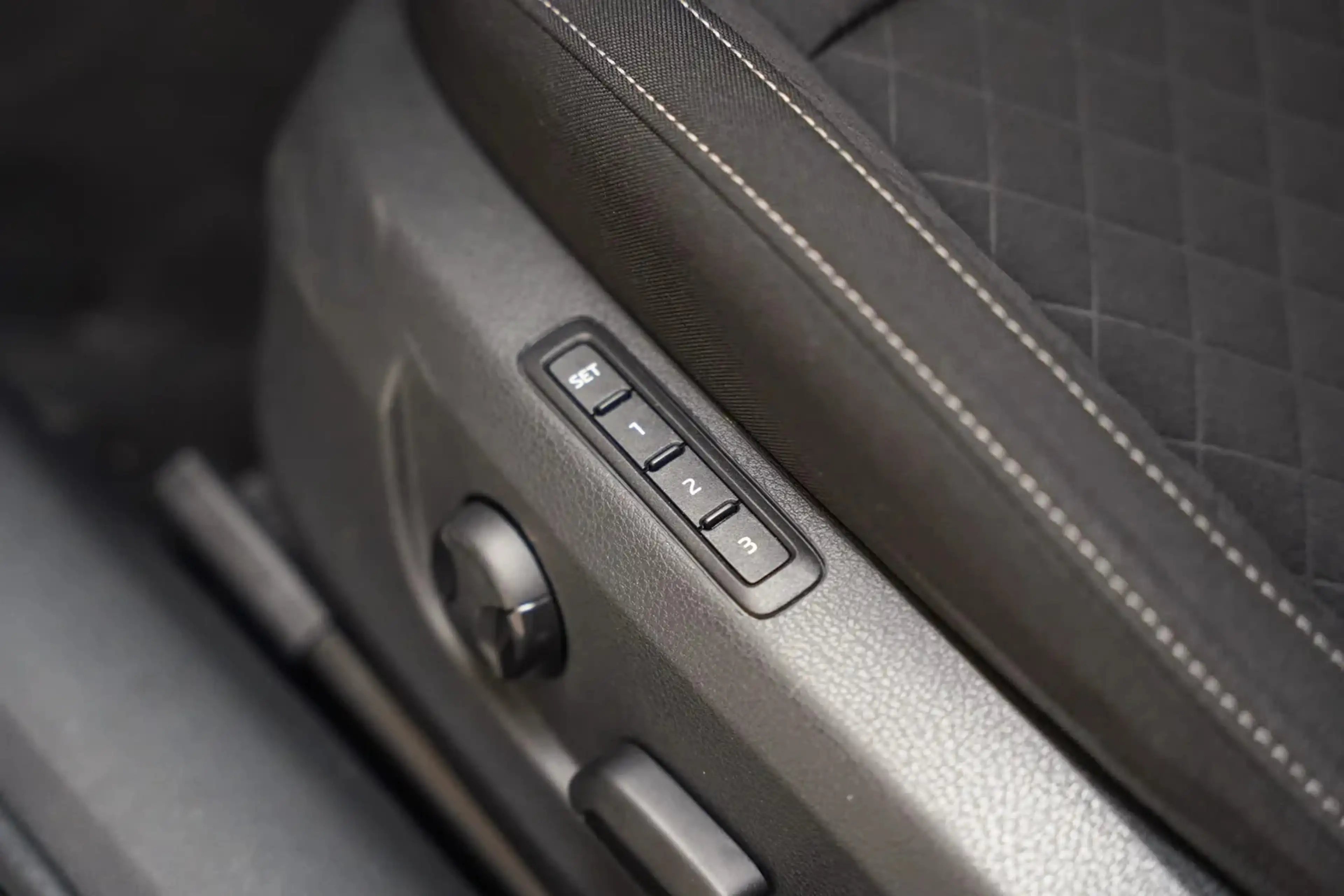 Skoda Superb COMBI 1.4 TSI iV PHEV Business Edition Aut. [ Trek — photo 14