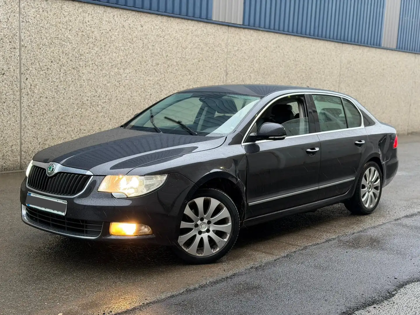 Skoda Superb 1.9 TDI Bj2010* Full Optie!! 336.000Km's! EURO 4 Zwart - 1
