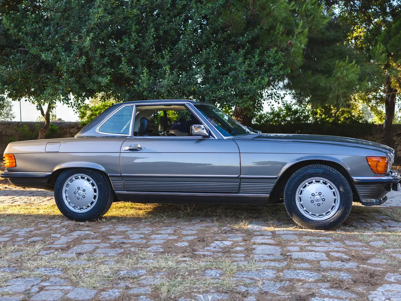 Mercedes-Benz SL 300, foto 2