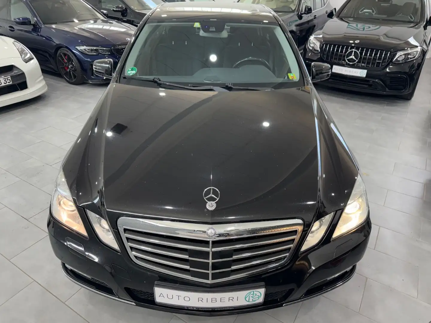 Mercedes-Benz E 350 Lim. CDI *BlueEfficiency* *Schiebedach* Чорний - 2