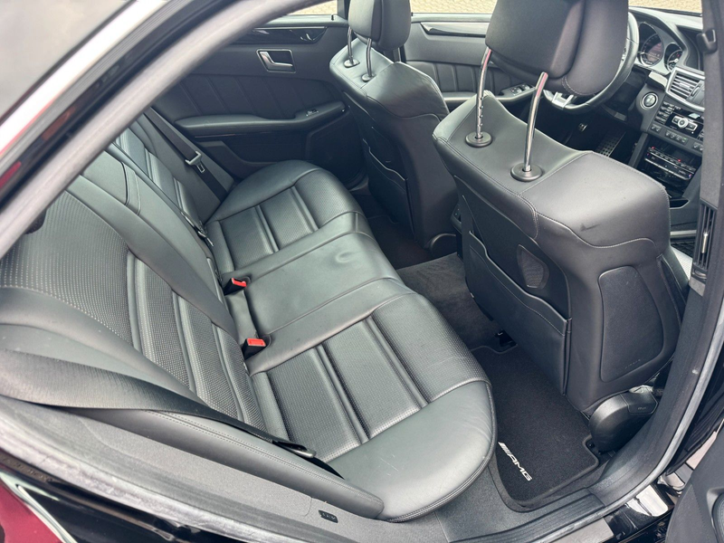 Mercedes-Benz E 63 AMG Panorama Exklusiv-Leder — photo 8